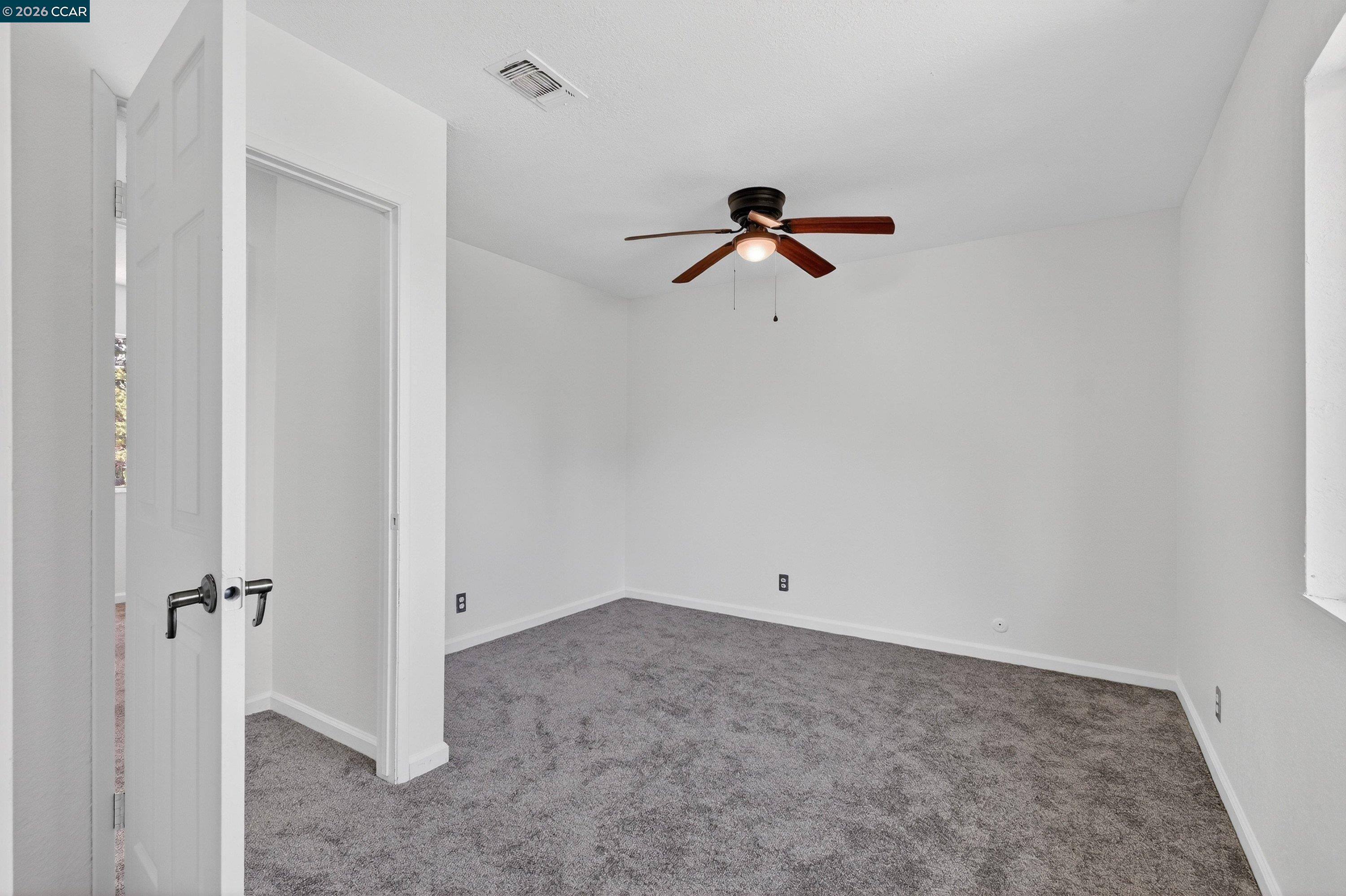 Detail Gallery Image 26 of 40 For 730 Stratford Avenue, Dixon,  CA 95620 - 4 Beds | 2/1 Baths