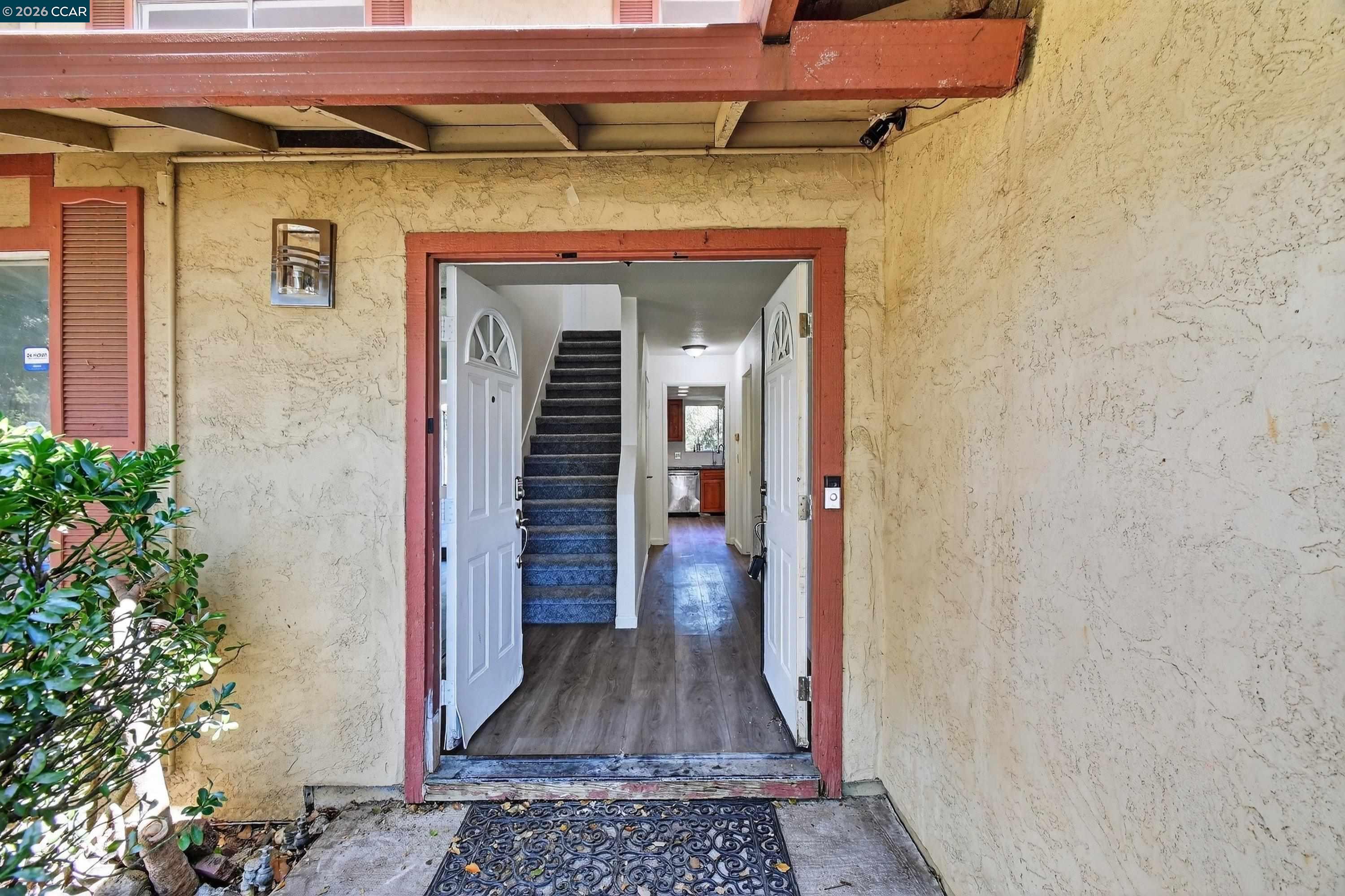 Detail Gallery Image 4 of 40 For 730 Stratford Avenue, Dixon,  CA 95620 - 4 Beds | 2/1 Baths