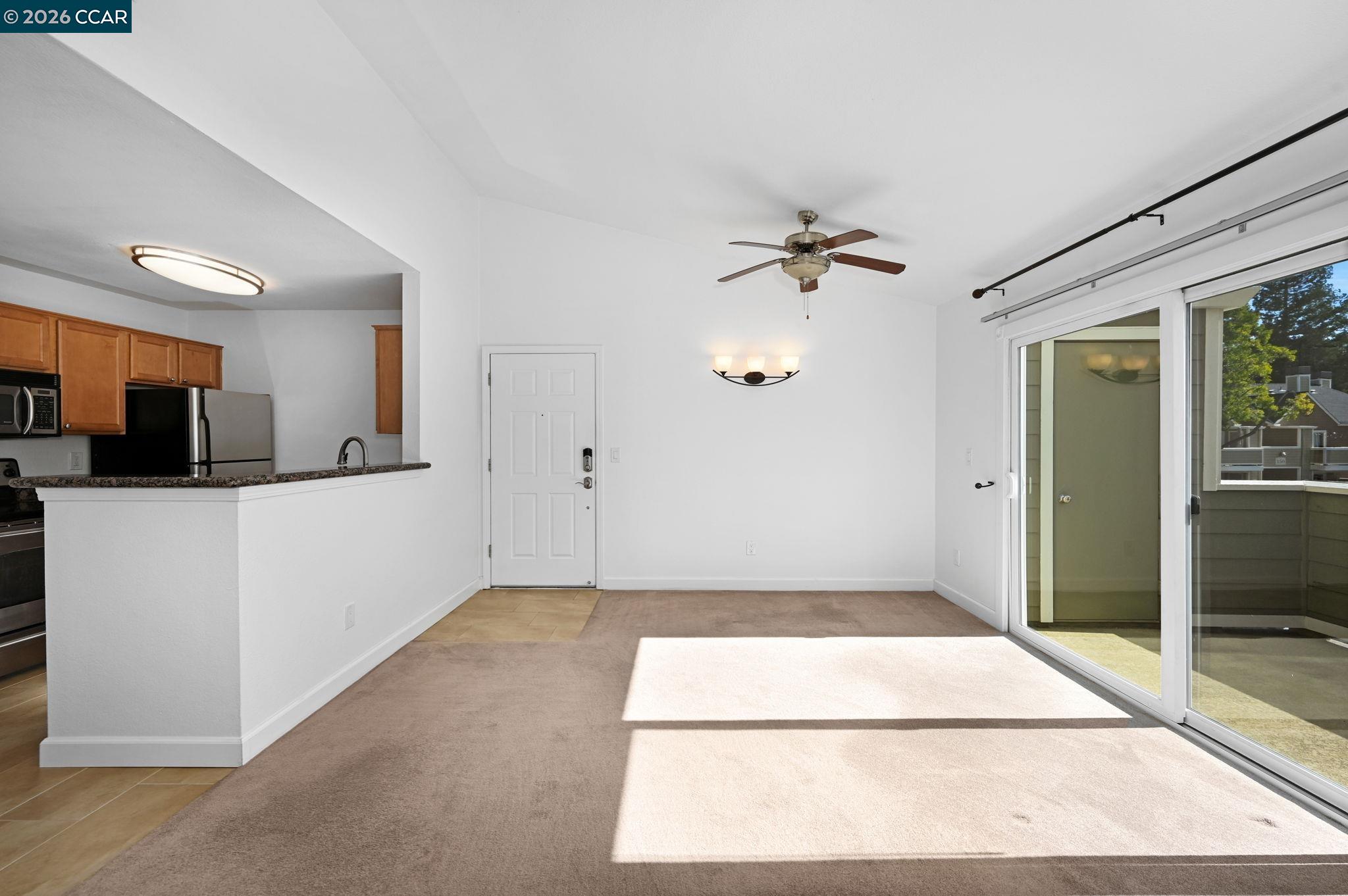 Photo #3: 41125170 Listing: Photo #3