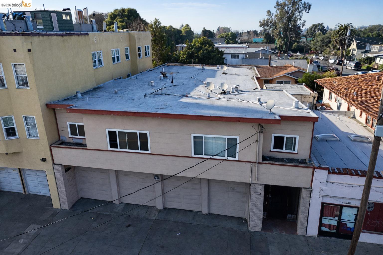 Detail Gallery Image 3 of 13 For 1661 Fruitvale Ave, Oakland,  CA 94601 - – Beds | – Baths