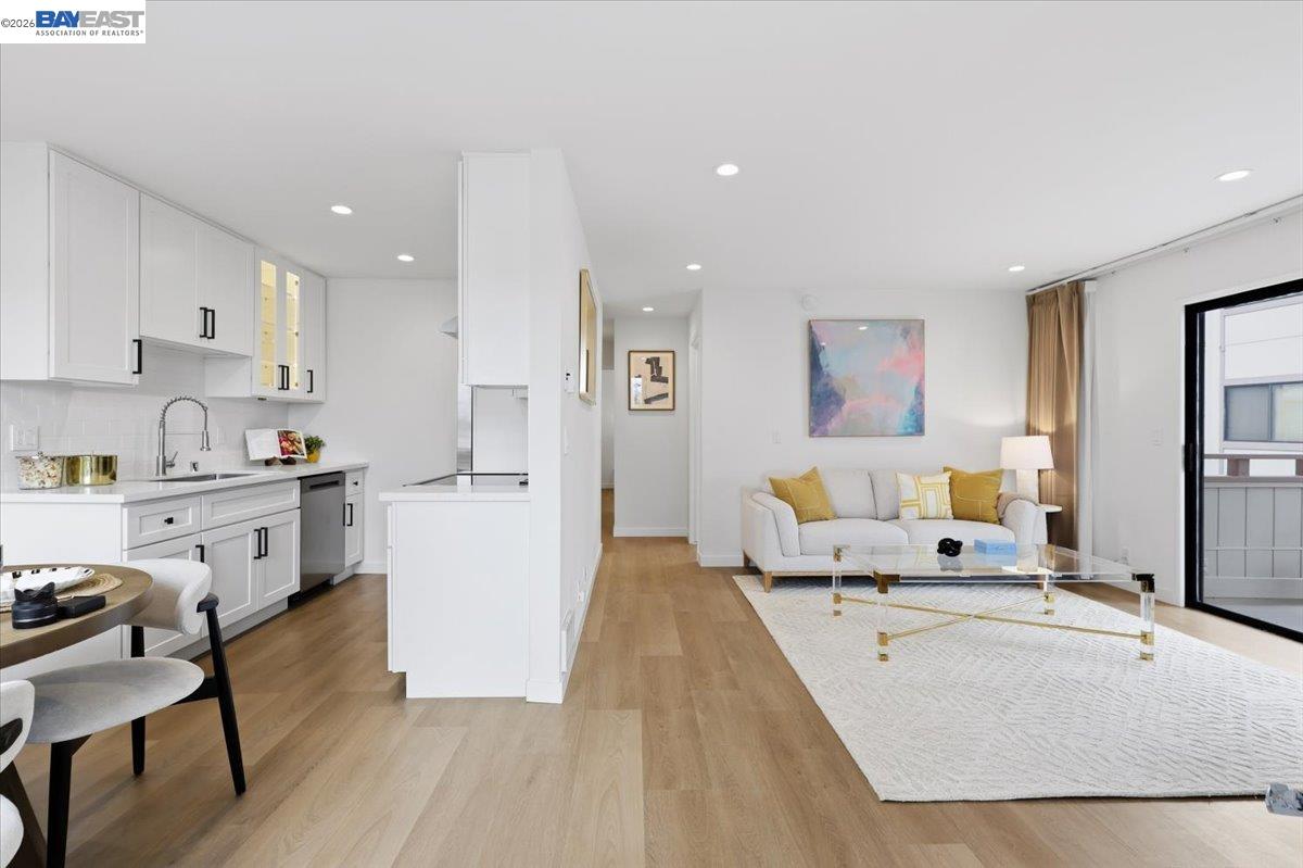 Photo #15: 41125175 Listing: Photo #15