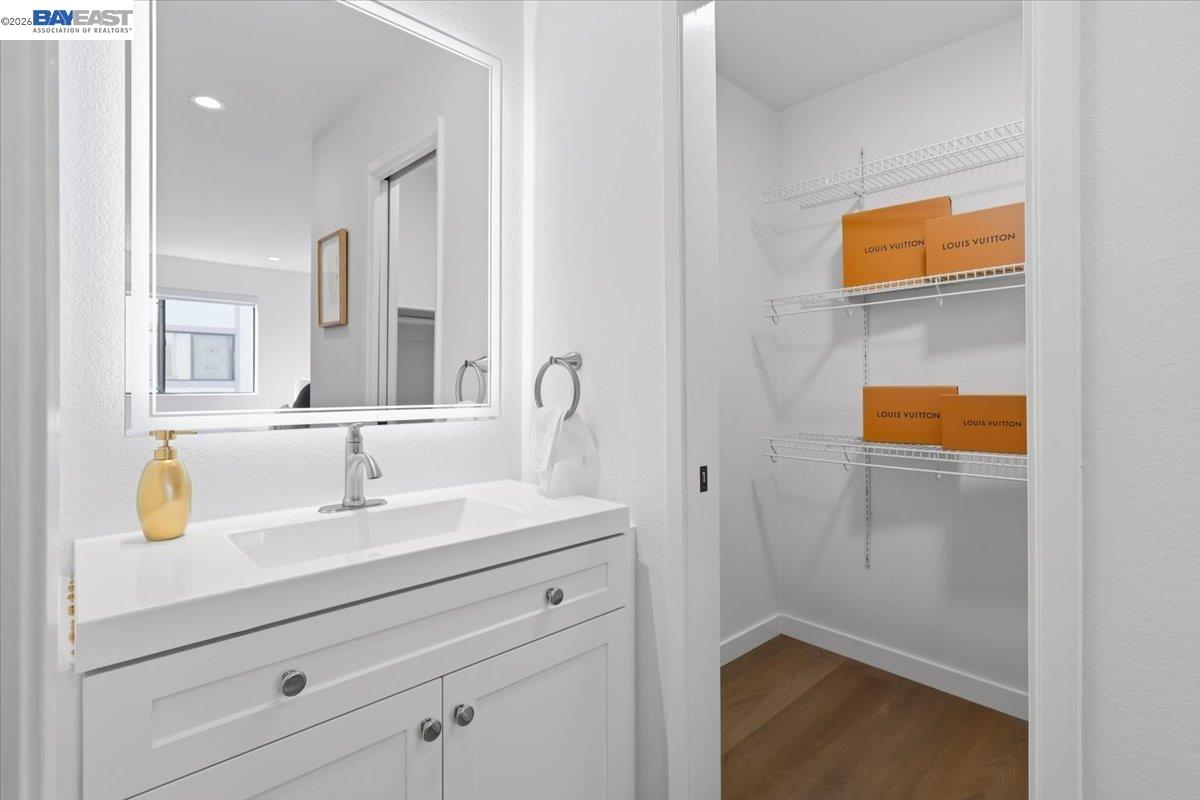 Photo #21: 41125175 Listing: Photo #21