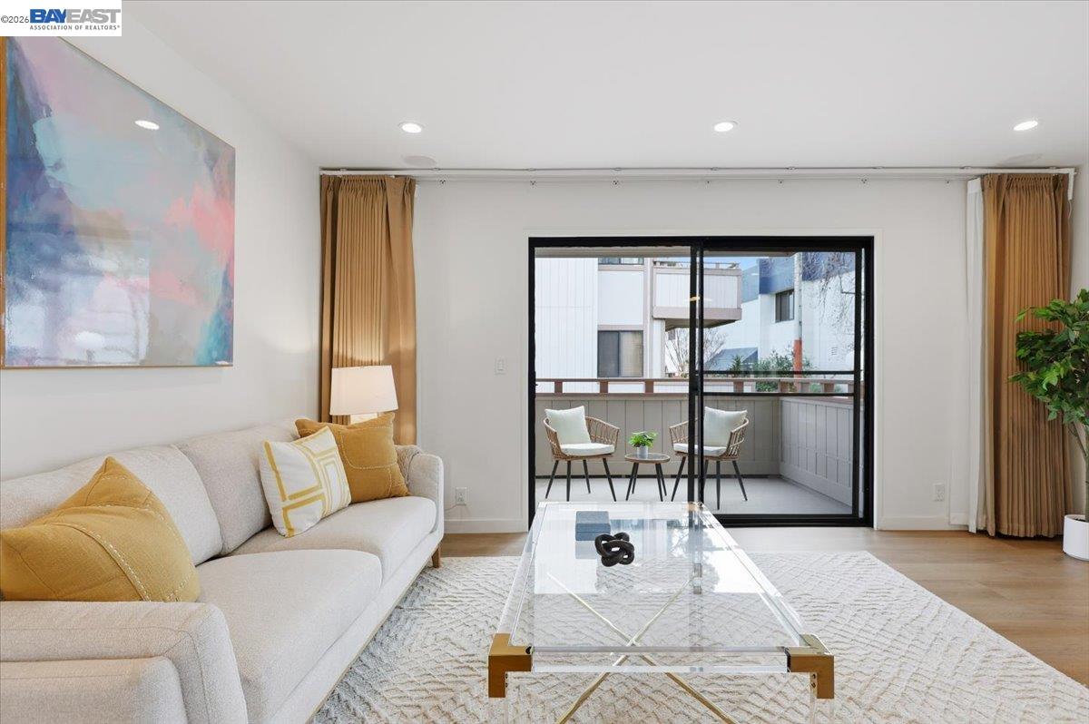 Photo #5: 41125175 Listing: Photo #5