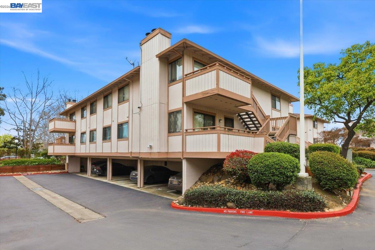 Photo #41: 41125175 Listing: Photo #41