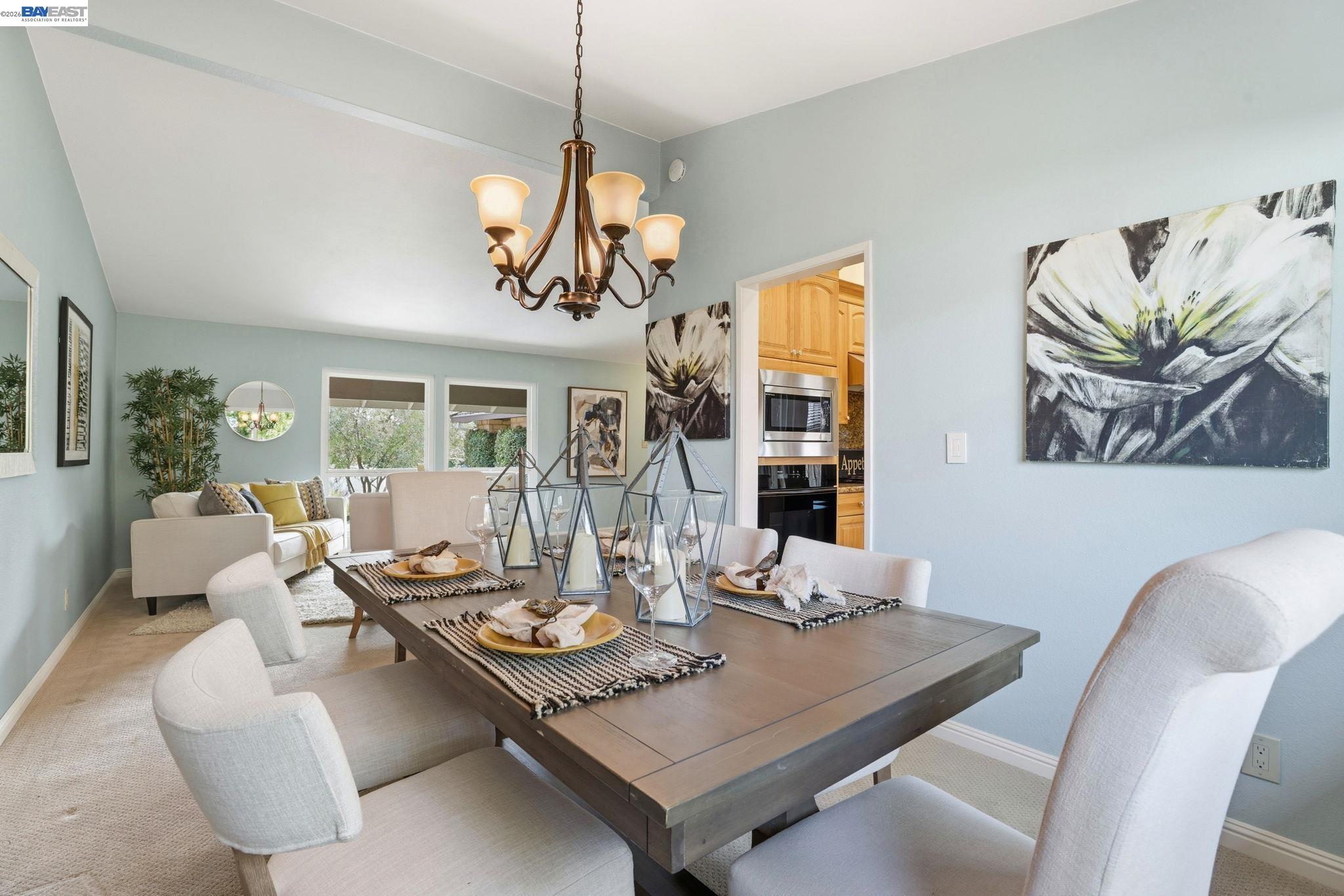 Detail Gallery Image 5 of 27 For 3593 Whitehall Ct, Pleasanton,  CA 94588 - 4 Beds | 3 Baths