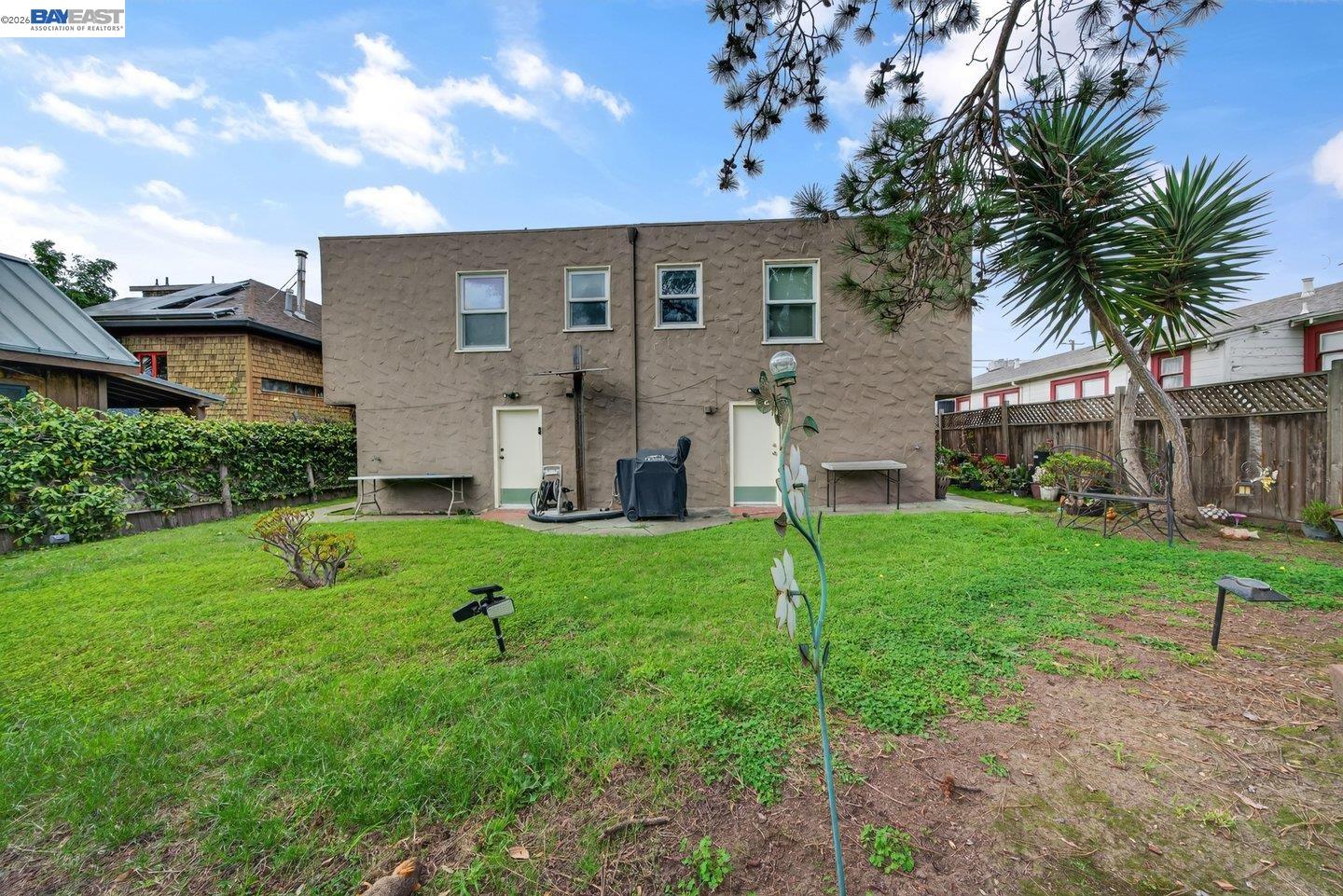 Detail Gallery Image 16 of 16 For 940 Delaware St, Berkeley,  CA 94710 - – Beds | – Baths