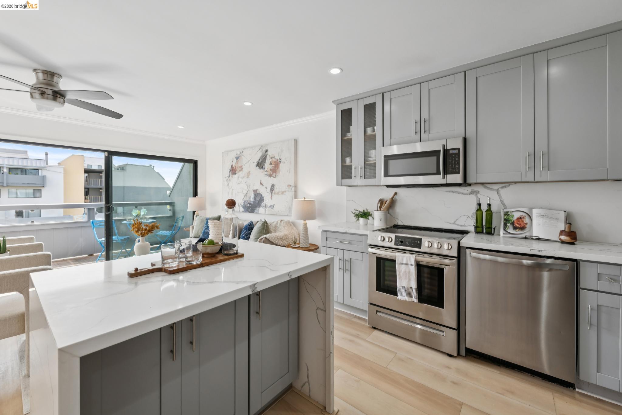 Photo #3: 41125183 Listing: Photo #3