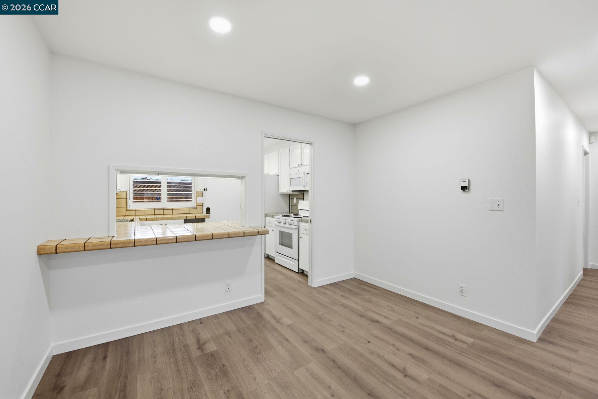 Photo #12: 41125185 Listing: Photo #12