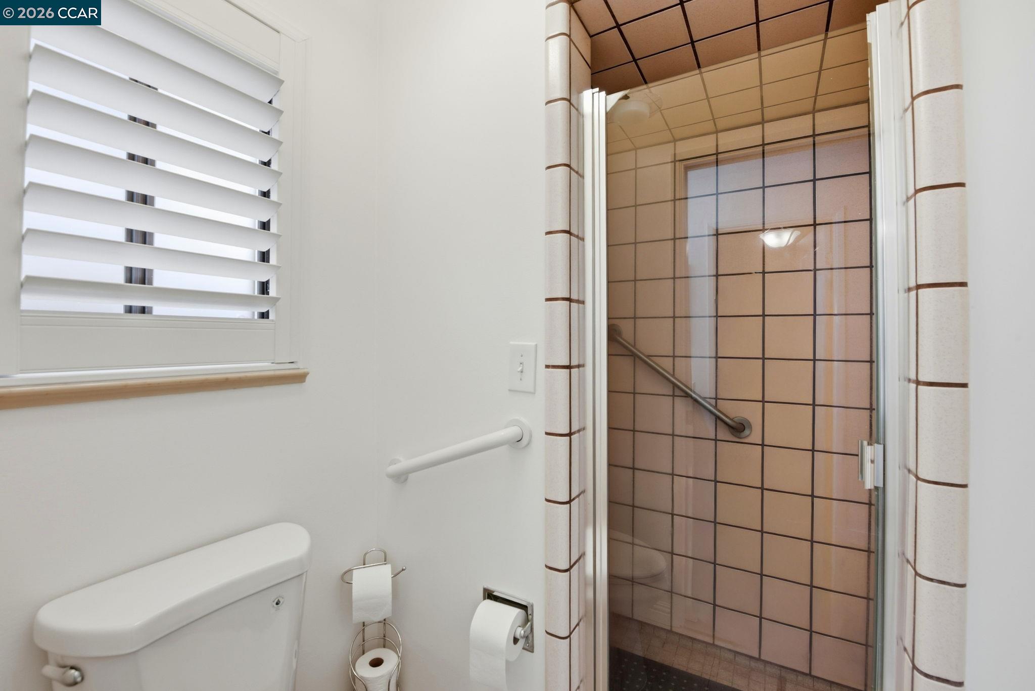 Detail Gallery Image 22 of 33 For 970 Joaquin Ave, San Leandro,  CA 94577 - 2 Beds | 2 Baths