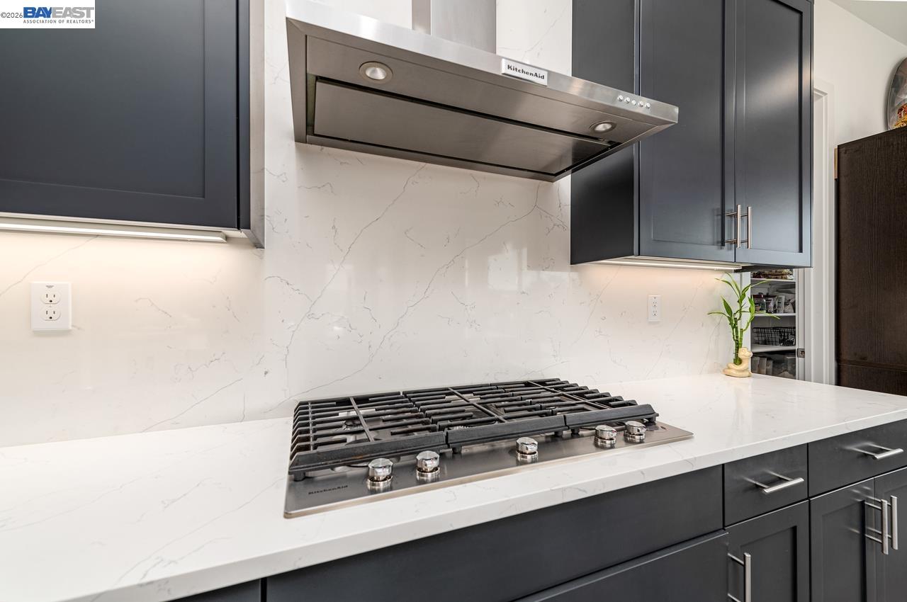 Detail Gallery Image 11 of 51 For 713 River Bend Dr, Lathrop,  CA 95330 - 6 Beds | 5/1 Baths