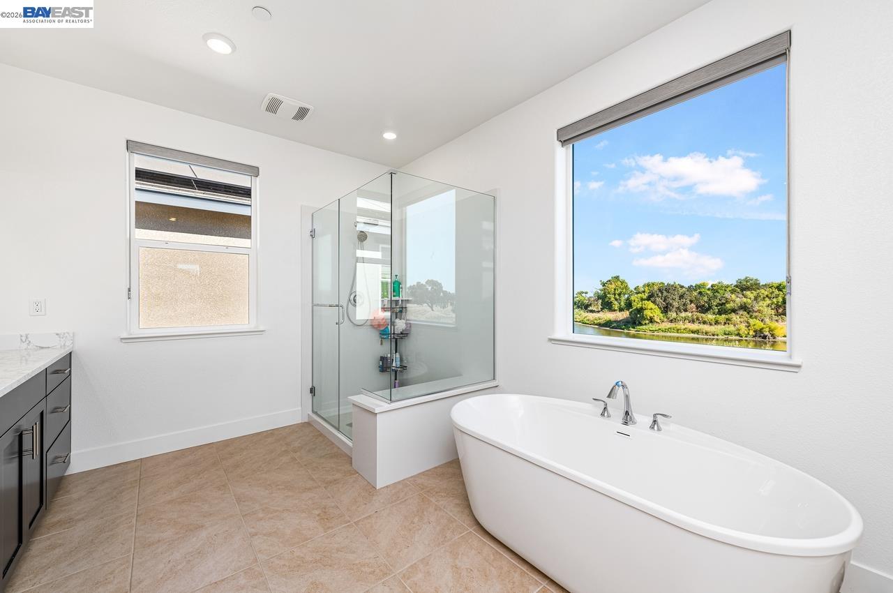 Detail Gallery Image 20 of 51 For 713 River Bend Dr, Lathrop,  CA 95330 - 6 Beds | 5/1 Baths