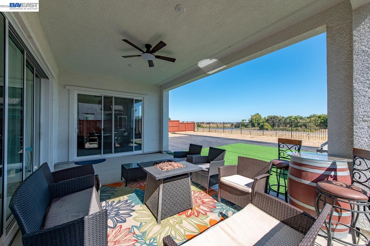 Detail Gallery Image 40 of 51 For 713 River Bend Dr, Lathrop,  CA 95330 - 6 Beds | 5/1 Baths