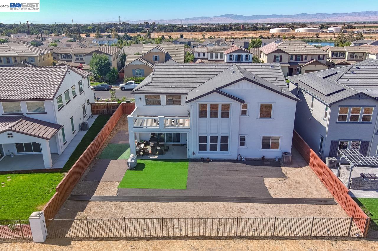 Detail Gallery Image 43 of 51 For 713 River Bend Dr, Lathrop,  CA 95330 - 6 Beds | 5/1 Baths