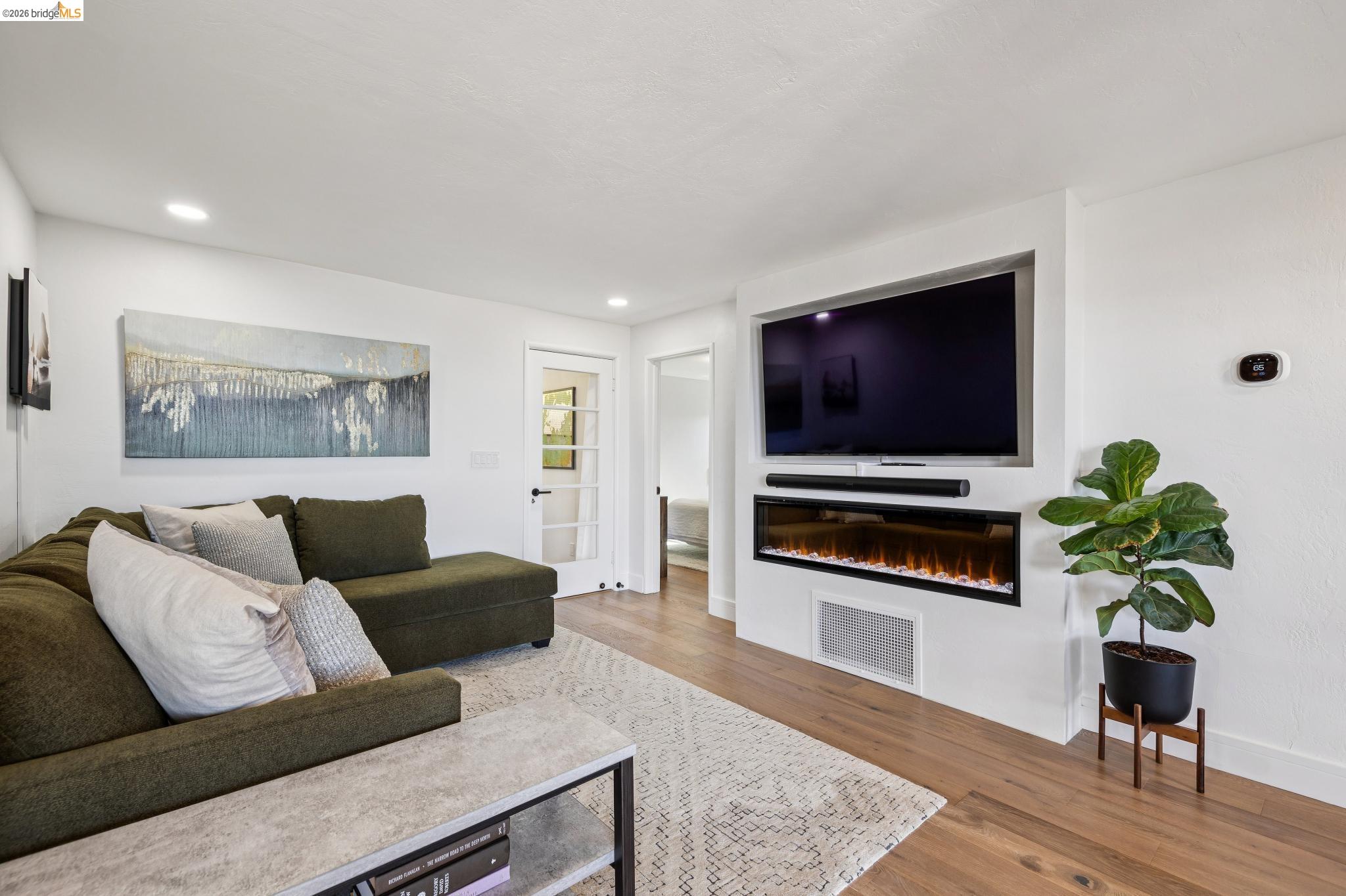 Detail Gallery Image 15 of 47 For 255 Stanford Ave, Kensington,  CA 94708 - 2 Beds | 2 Baths