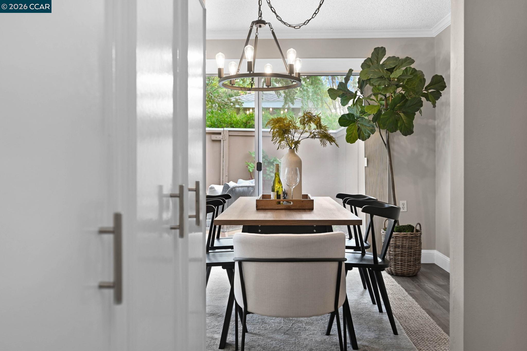 Photo #2: 41125197 Listing: Photo #2