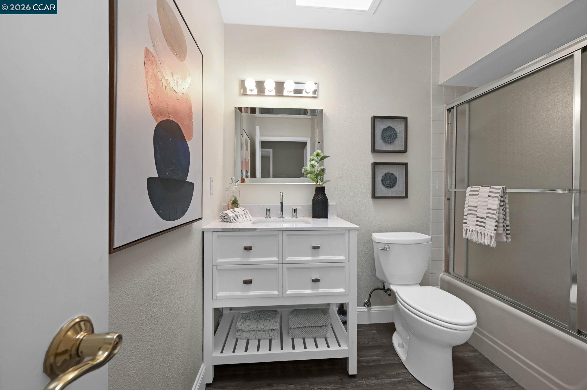 Photo #12: 41125197 Listing: Photo #12