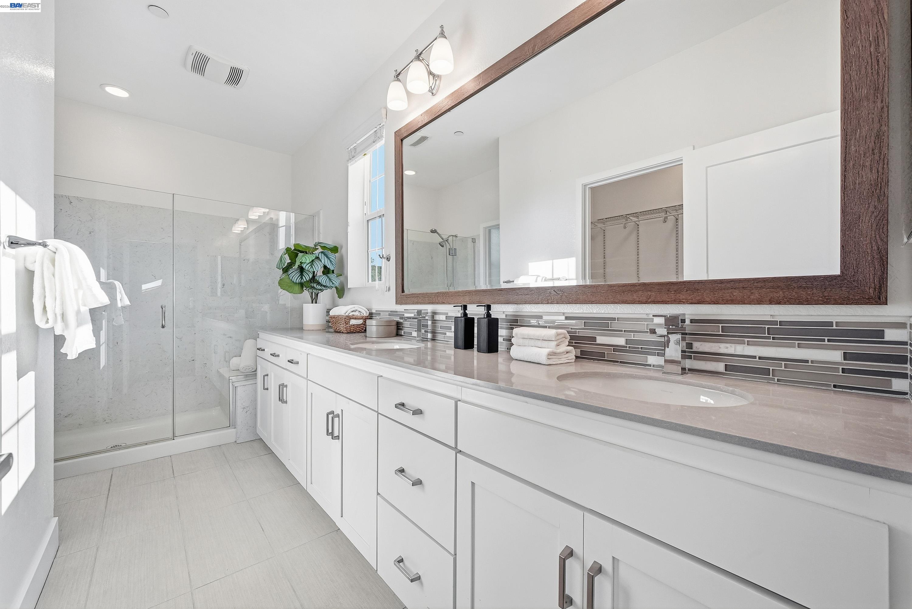 Photo #15: 41125199 Listing: Photo #15