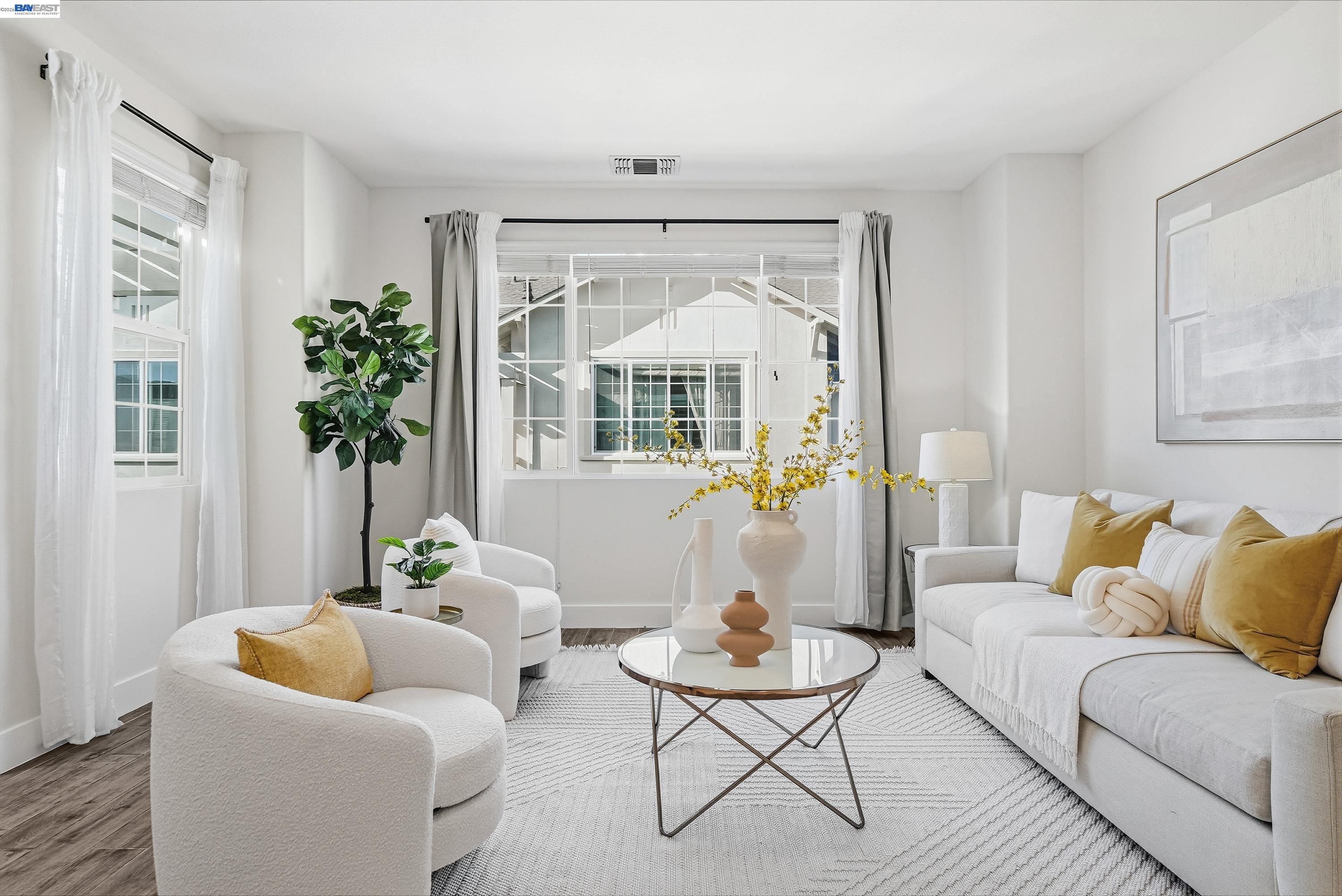 Photo #5: 41125199 Listing: Photo #5