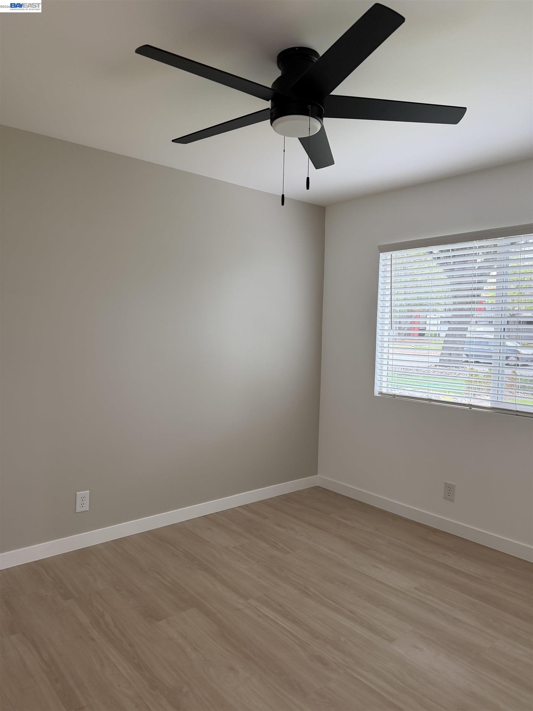 Detail Gallery Image 8 of 12 For 40117 Paseo Padre Parkway, Fremont,  CA 94538-2929 - 3 Beds | 1 Baths