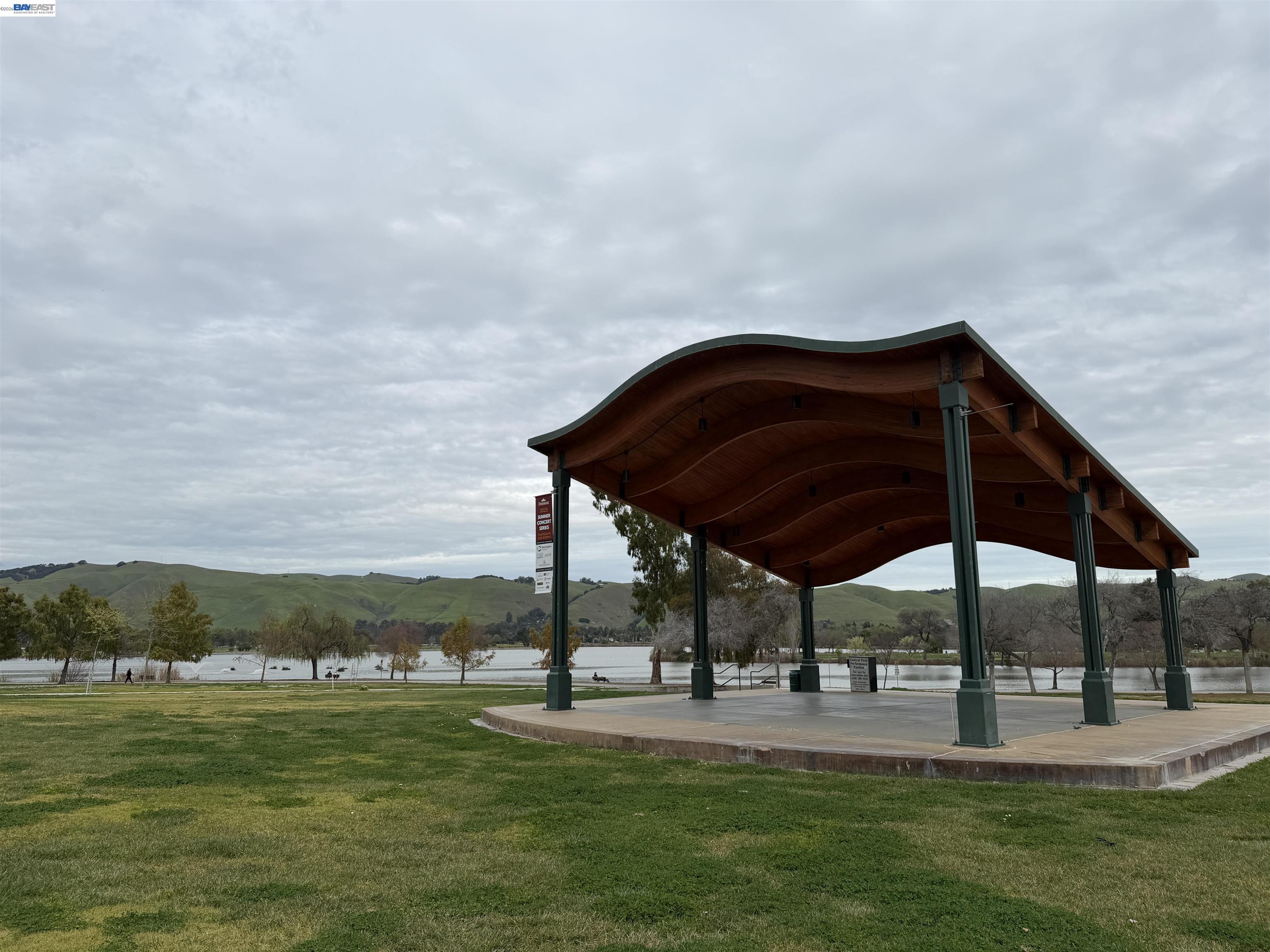 Detail Gallery Image 10 of 12 For 40117 Paseo Padre Parkway, Fremont,  CA 94538-2929 - 3 Beds | 1 Baths