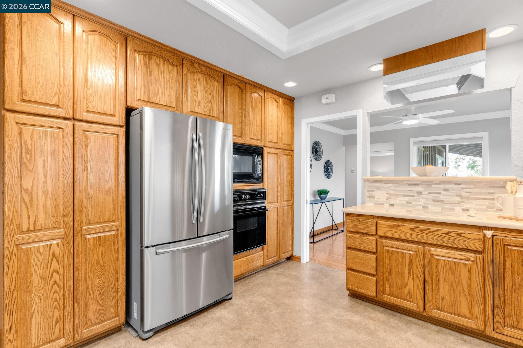 Detail Gallery Image 18 of 49 For 2081 Essenay Ave, Walnut Creek,  CA 94597 - 3 Beds | 2 Baths