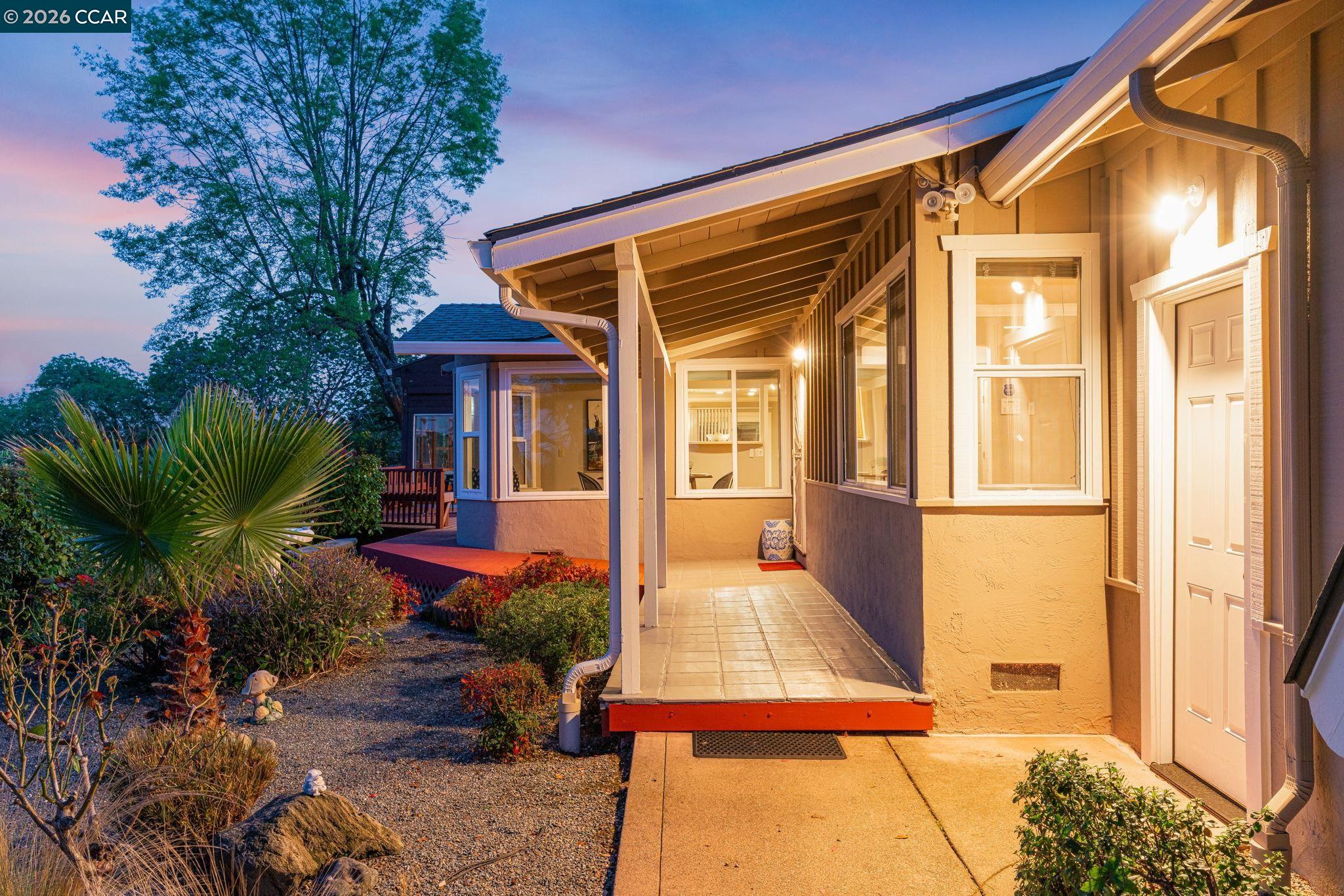 Detail Gallery Image 46 of 49 For 2081 Essenay Ave, Walnut Creek,  CA 94597 - 3 Beds | 2 Baths