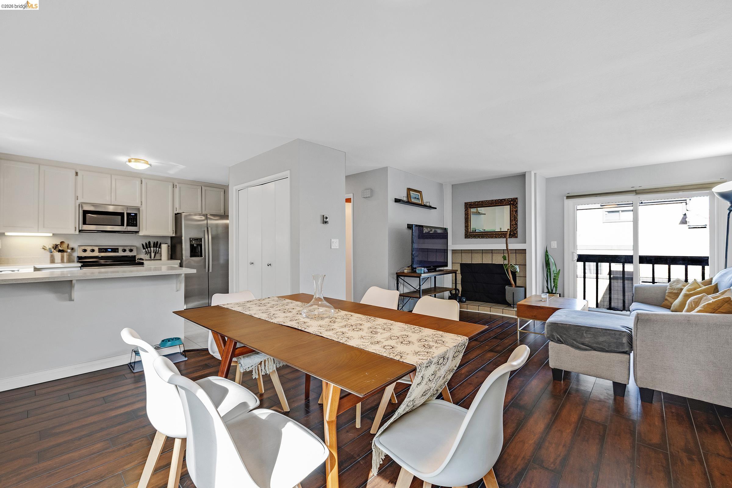 407 Vista Heights Rd