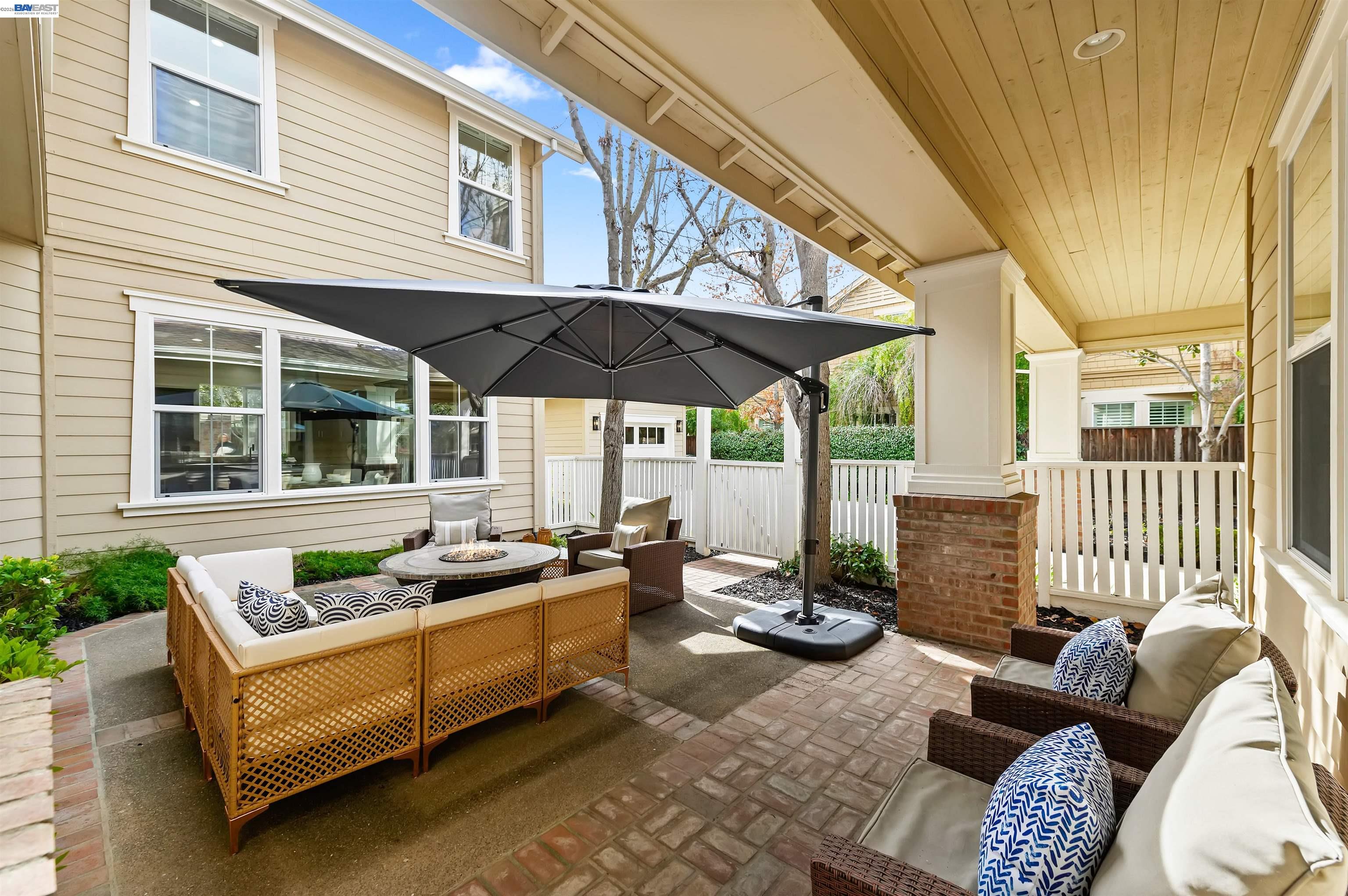 Detail Gallery Image 2 of 35 For 5454 Stockton Loop, Livermore,  CA 94550 - 5 Beds | 4 Baths