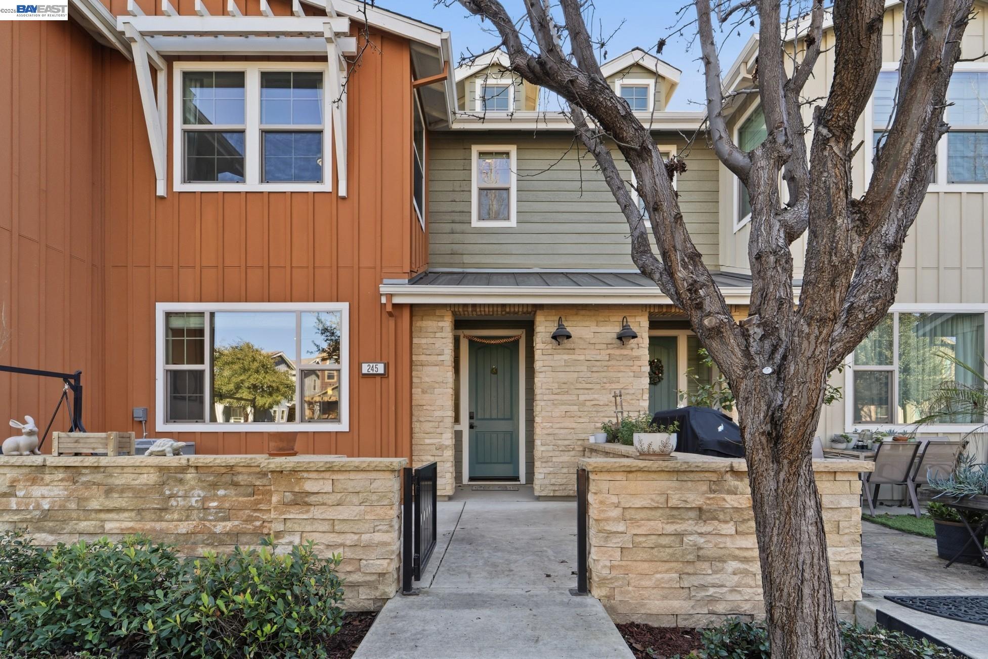 Photo #2: 41125208 Listing: Photo #2