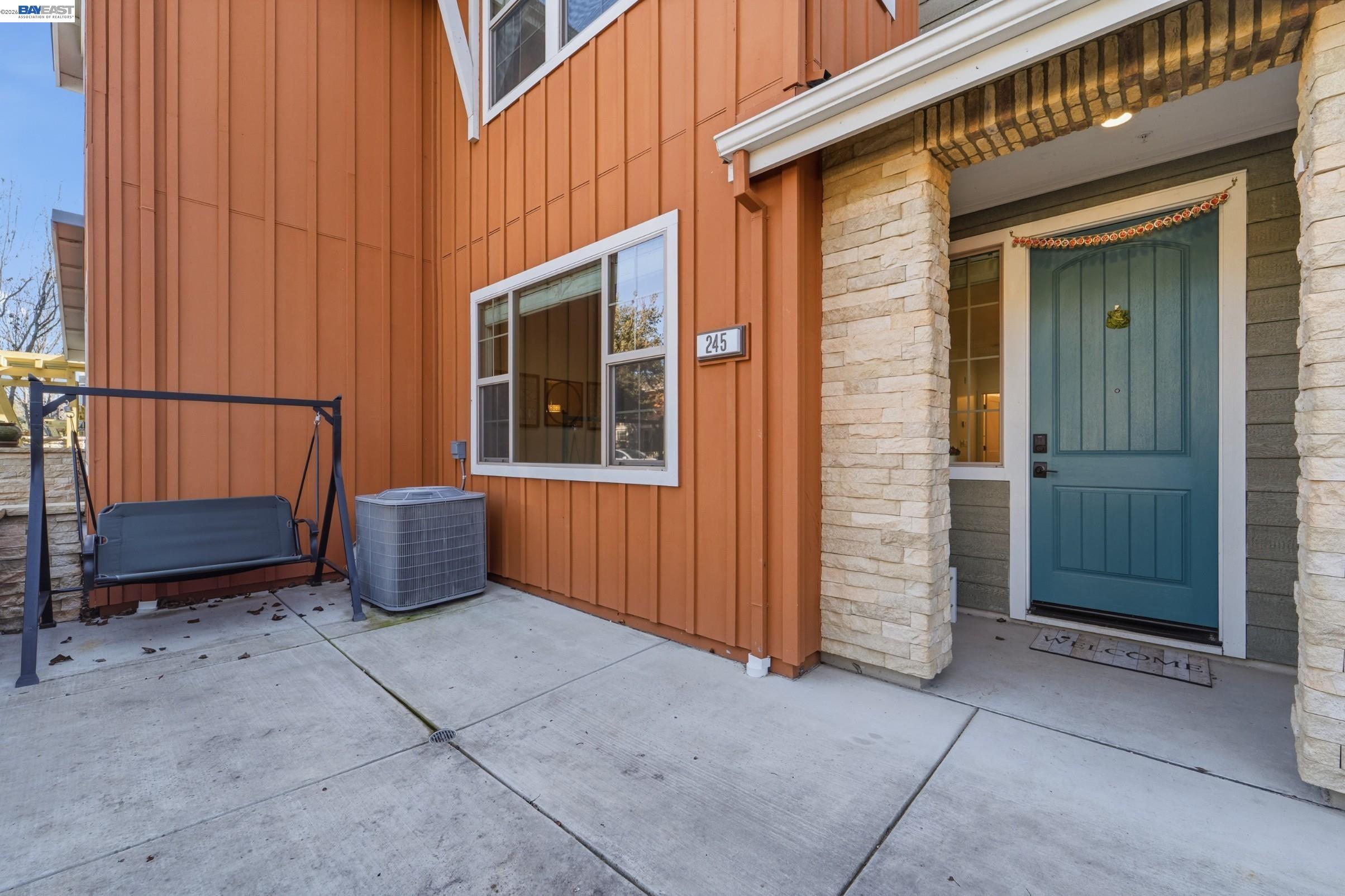 Photo #4: 41125208 Listing: Photo #4