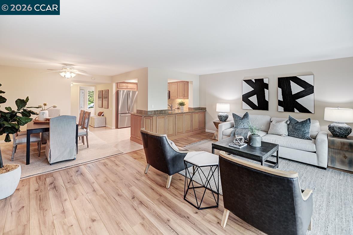 Photo #12: 41125209 Listing: Photo #12