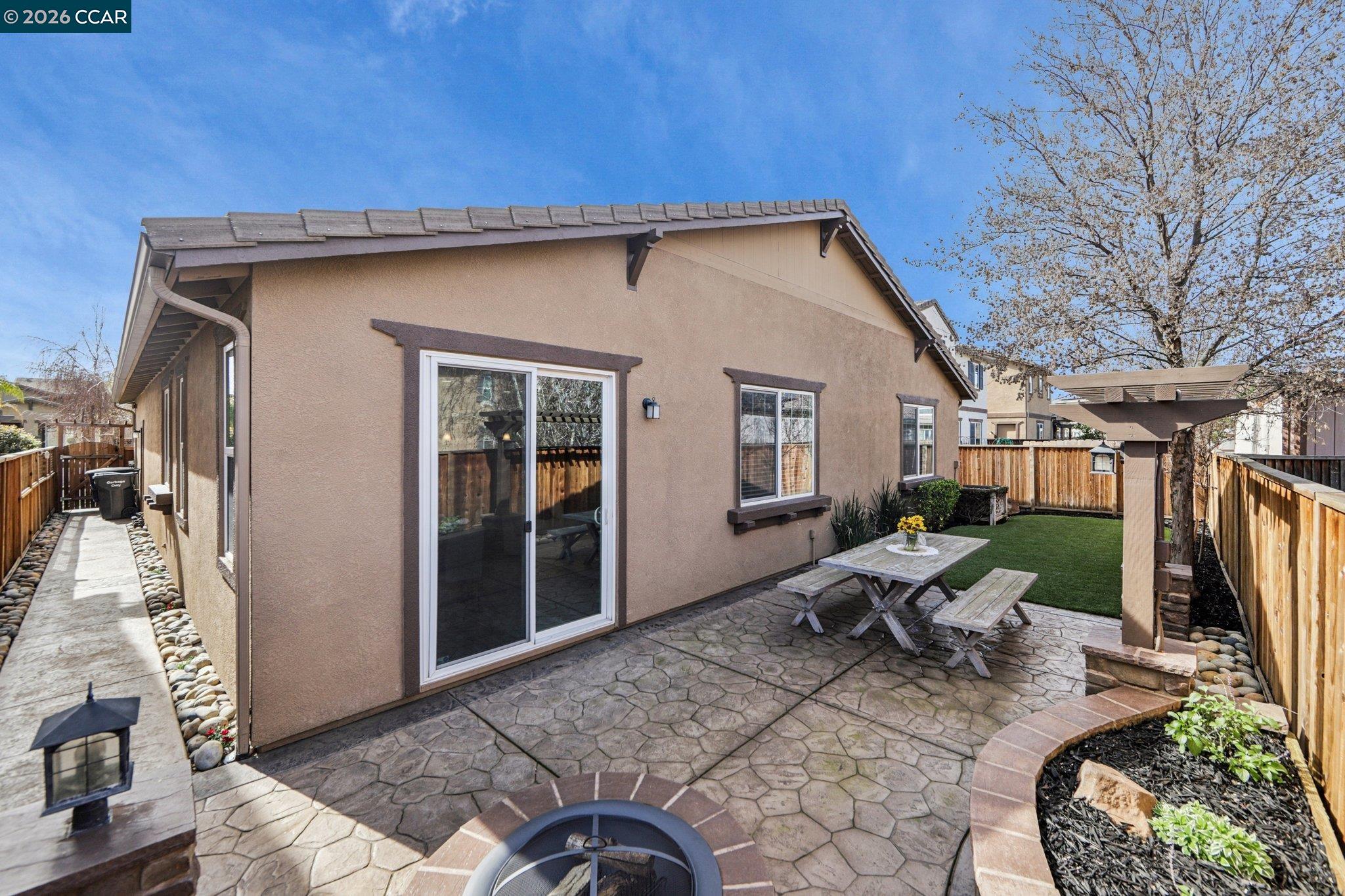 Detail Gallery Image 24 of 28 For 421 W Gravino Dr, Mountain House,  CA 95391 - 3 Beds | 2 Baths