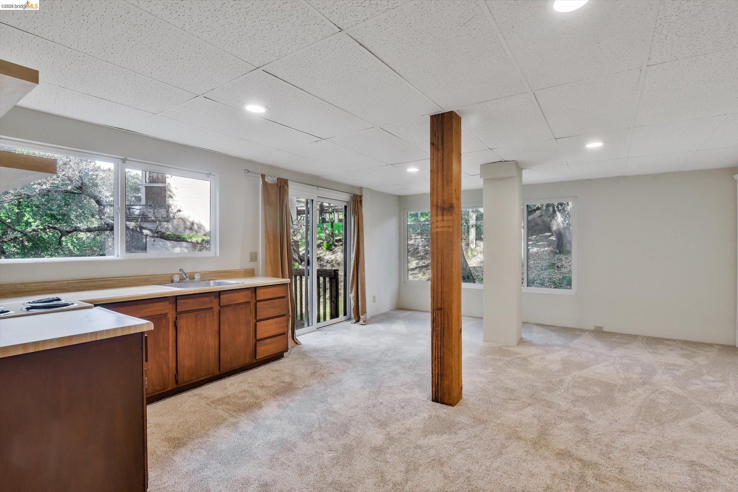 Detail Gallery Image 28 of 34 For 9 Wildwood Road, Orinda,  CA 94563 - 4 Beds | 3 Baths