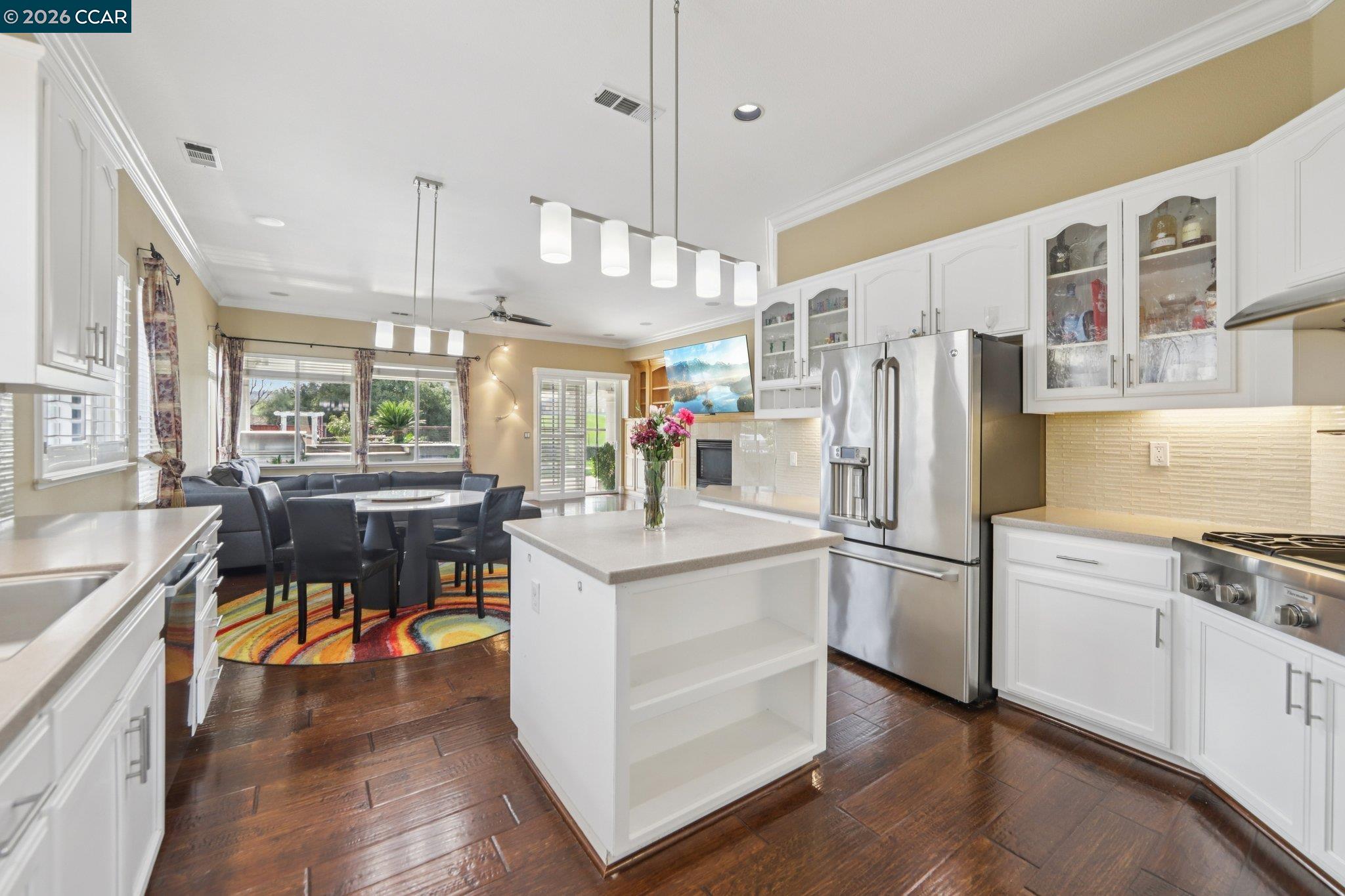 Detail Gallery Image 16 of 53 For 5388 Southwood Way, Antioch,  CA 94531 - 5 Beds | 3 Baths