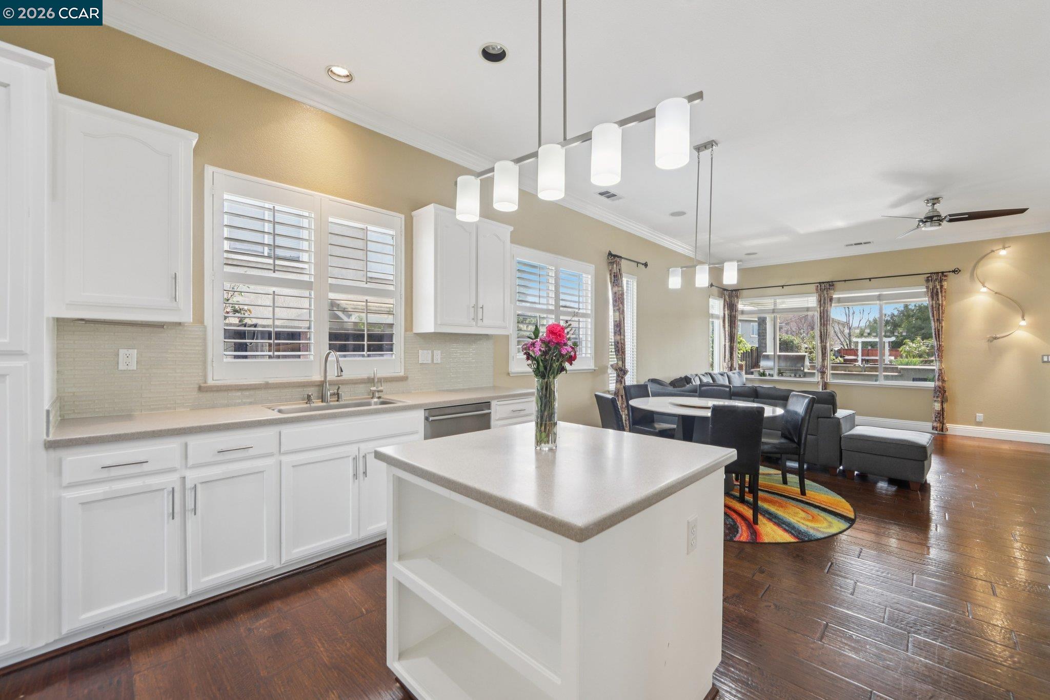 Detail Gallery Image 18 of 53 For 5388 Southwood Way, Antioch,  CA 94531 - 5 Beds | 3 Baths