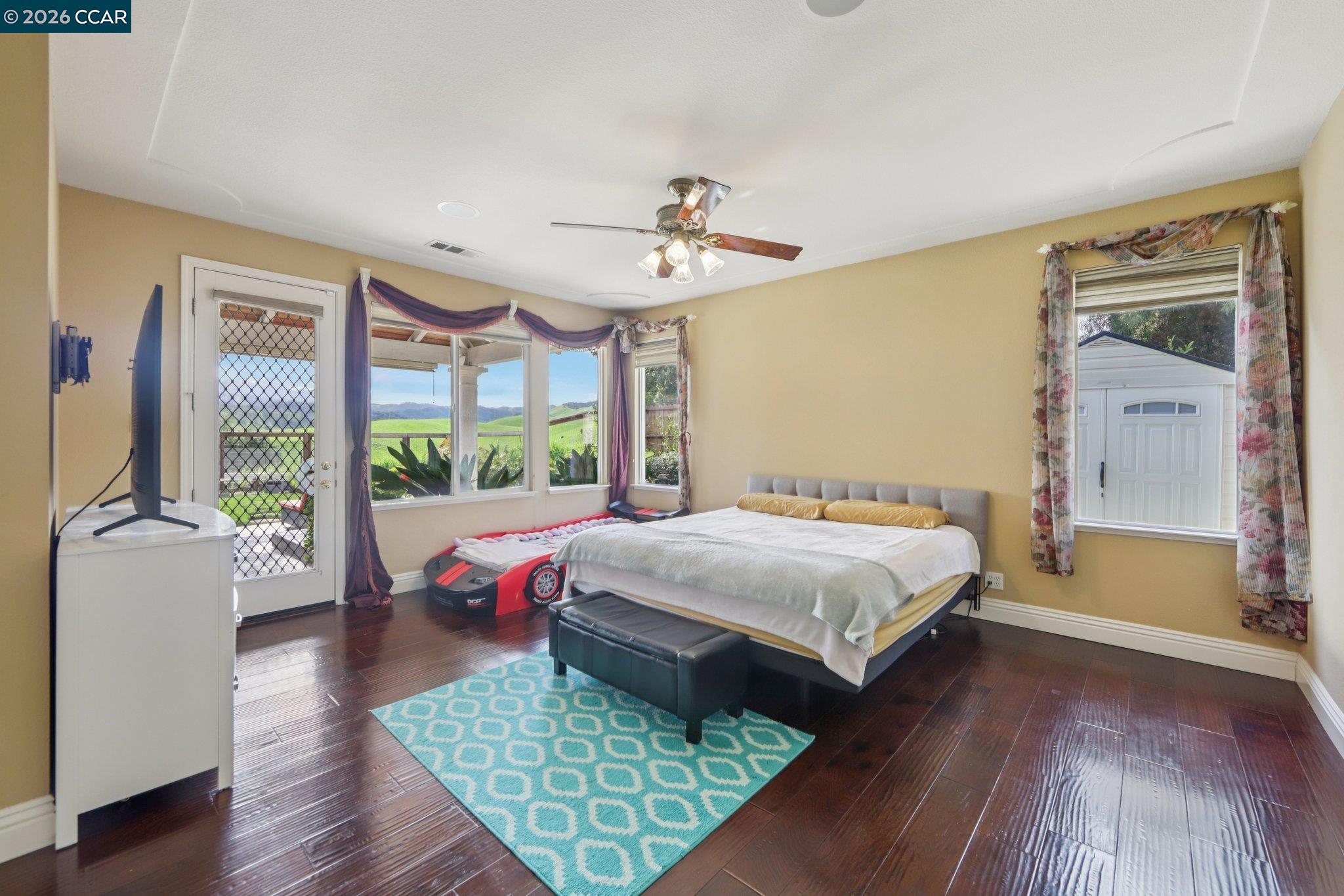 Detail Gallery Image 20 of 53 For 5388 Southwood Way, Antioch,  CA 94531 - 5 Beds | 3 Baths