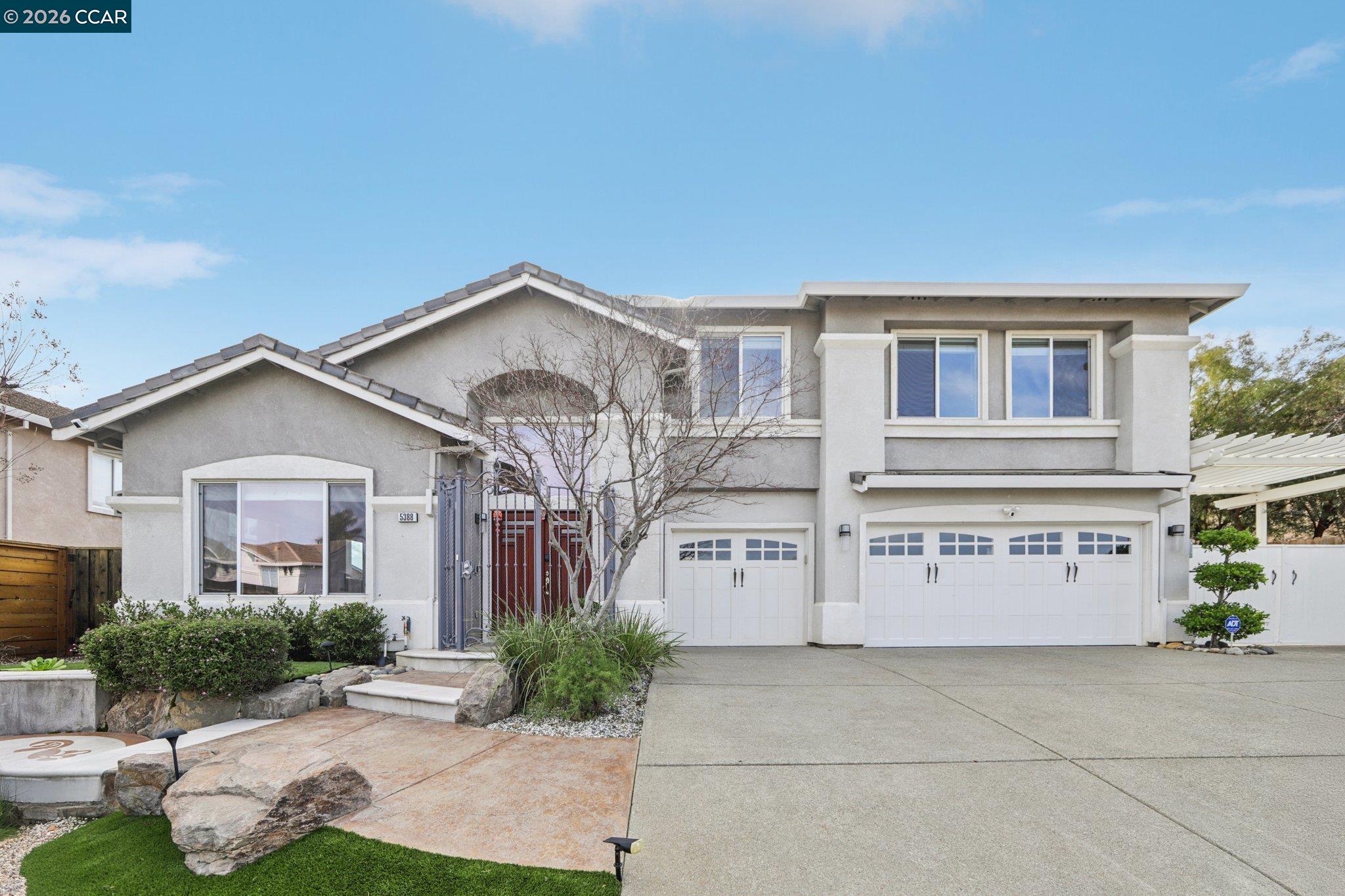 Detail Gallery Image 3 of 53 For 5388 Southwood Way, Antioch,  CA 94531 - 5 Beds | 3 Baths