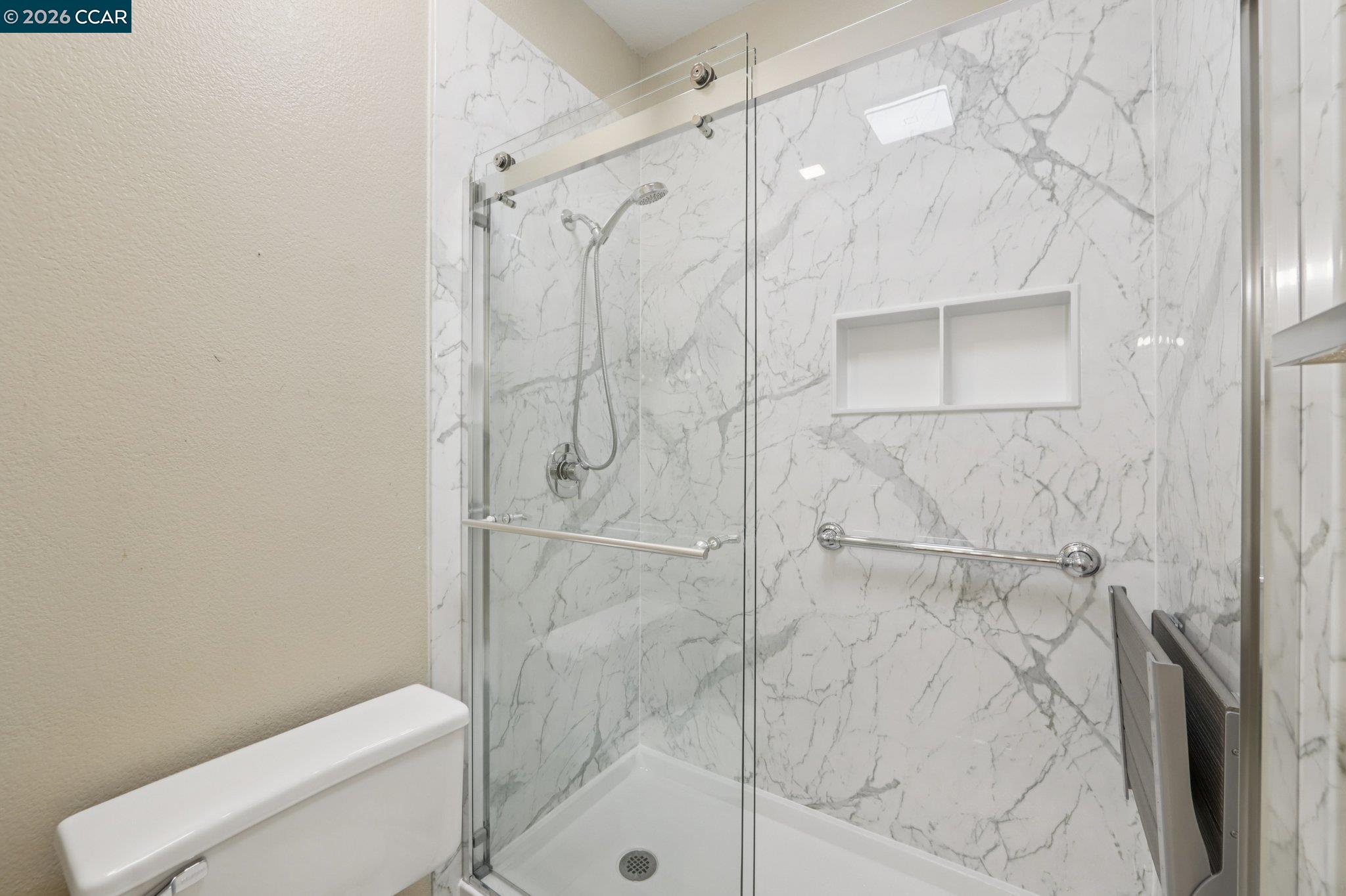 Detail Gallery Image 28 of 53 For 5388 Southwood Way, Antioch,  CA 94531 - 5 Beds | 3 Baths