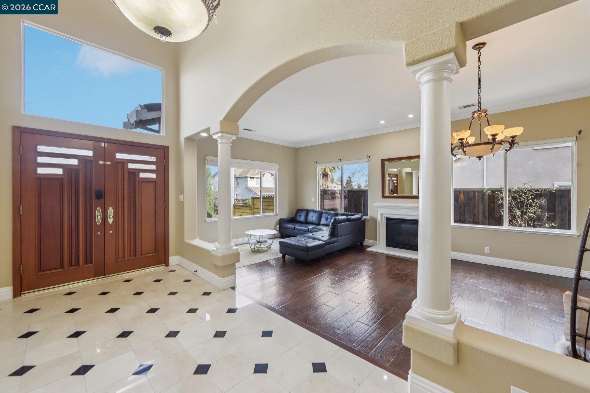 Detail Gallery Image 5 of 53 For 5388 Southwood Way, Antioch,  CA 94531 - 5 Beds | 3 Baths