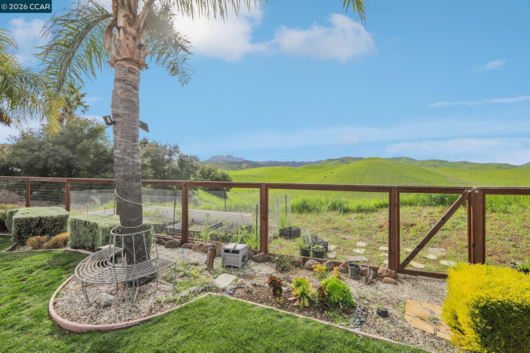 Detail Gallery Image 41 of 53 For 5388 Southwood Way, Antioch,  CA 94531 - 5 Beds | 3 Baths