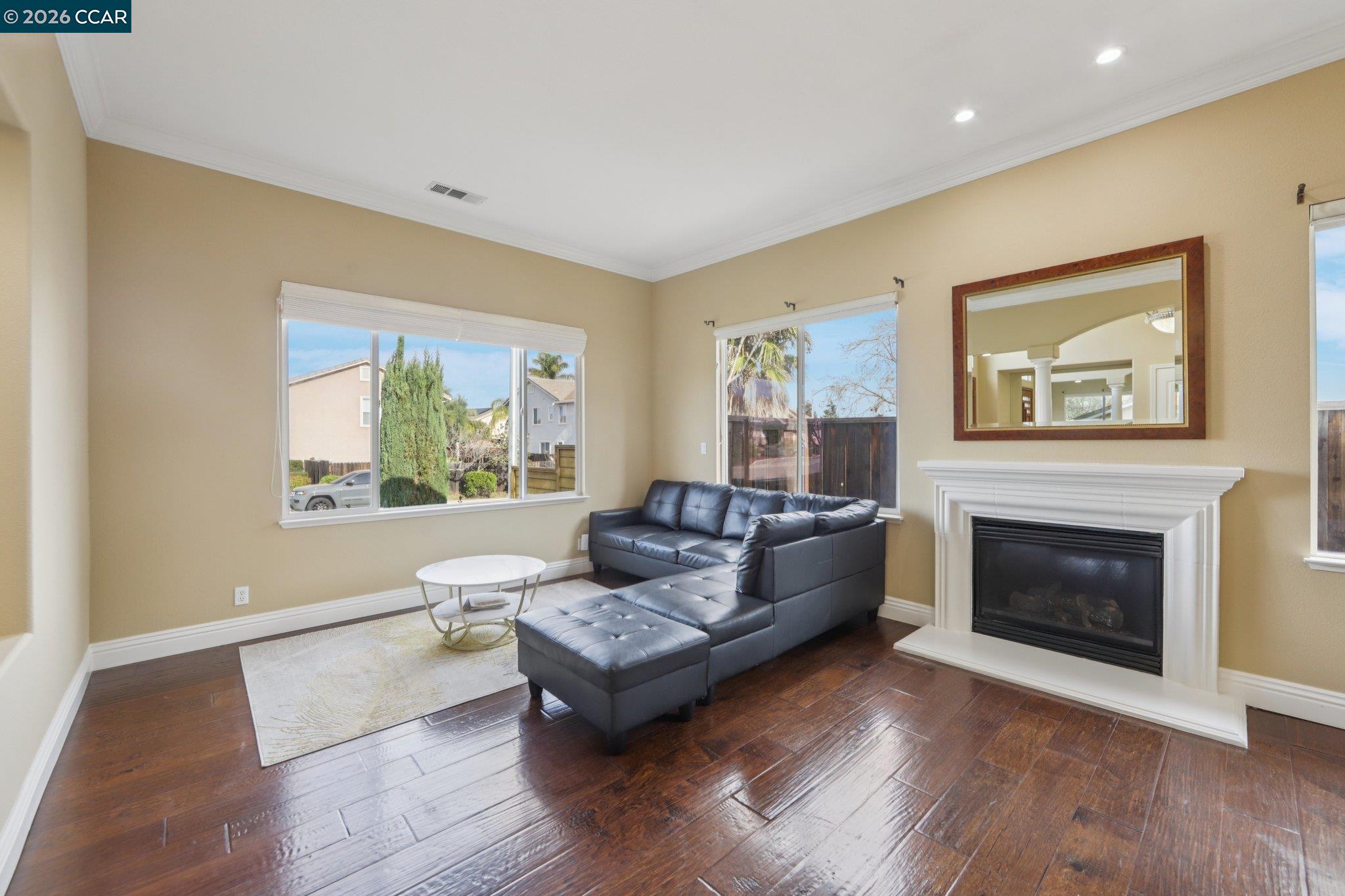 Detail Gallery Image 8 of 53 For 5388 Southwood Way, Antioch,  CA 94531 - 5 Beds | 3 Baths