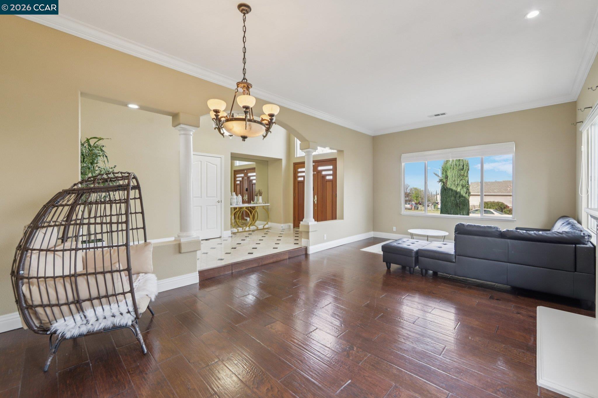 Detail Gallery Image 10 of 53 For 5388 Southwood Way, Antioch,  CA 94531 - 5 Beds | 3 Baths