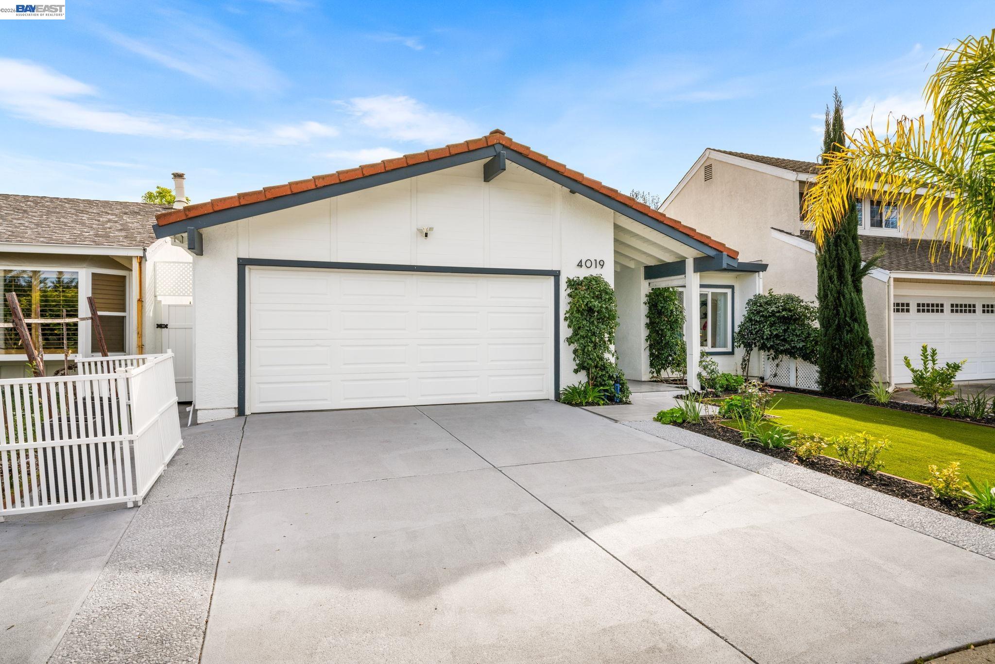 Detail Gallery Image 11 of 58 For 4019 Rennellwood Way, Pleasanton,  CA 94566 - 3 Beds | 2 Baths