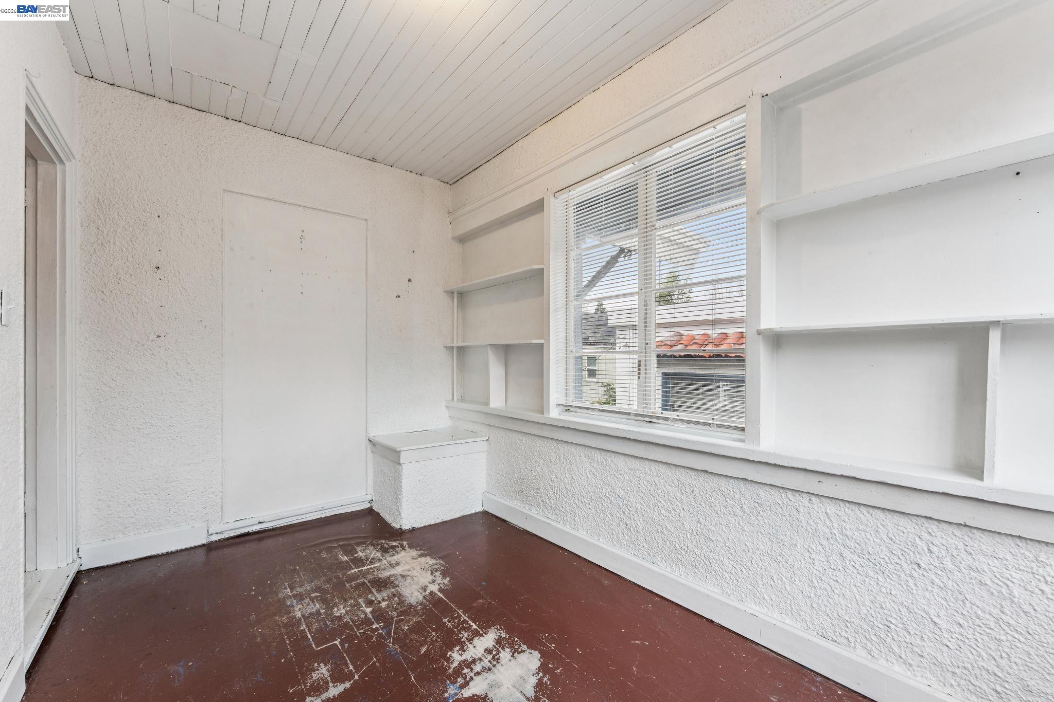 Detail Gallery Image 32 of 59 For 2643 Stuart St, Berkeley,  CA 94705 - 5 Beds | 3/1 Baths