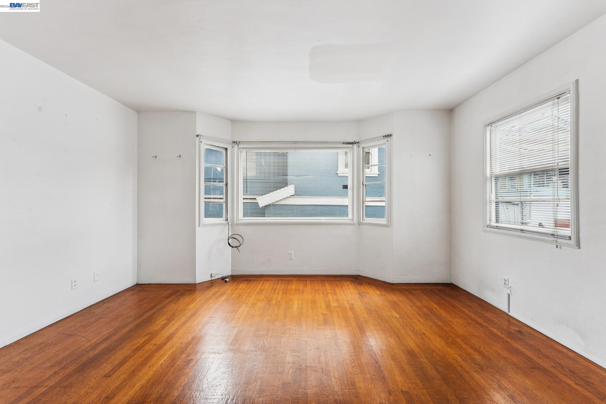 Detail Gallery Image 46 of 59 For 2643 Stuart St, Berkeley,  CA 94705 - 5 Beds | 3/1 Baths