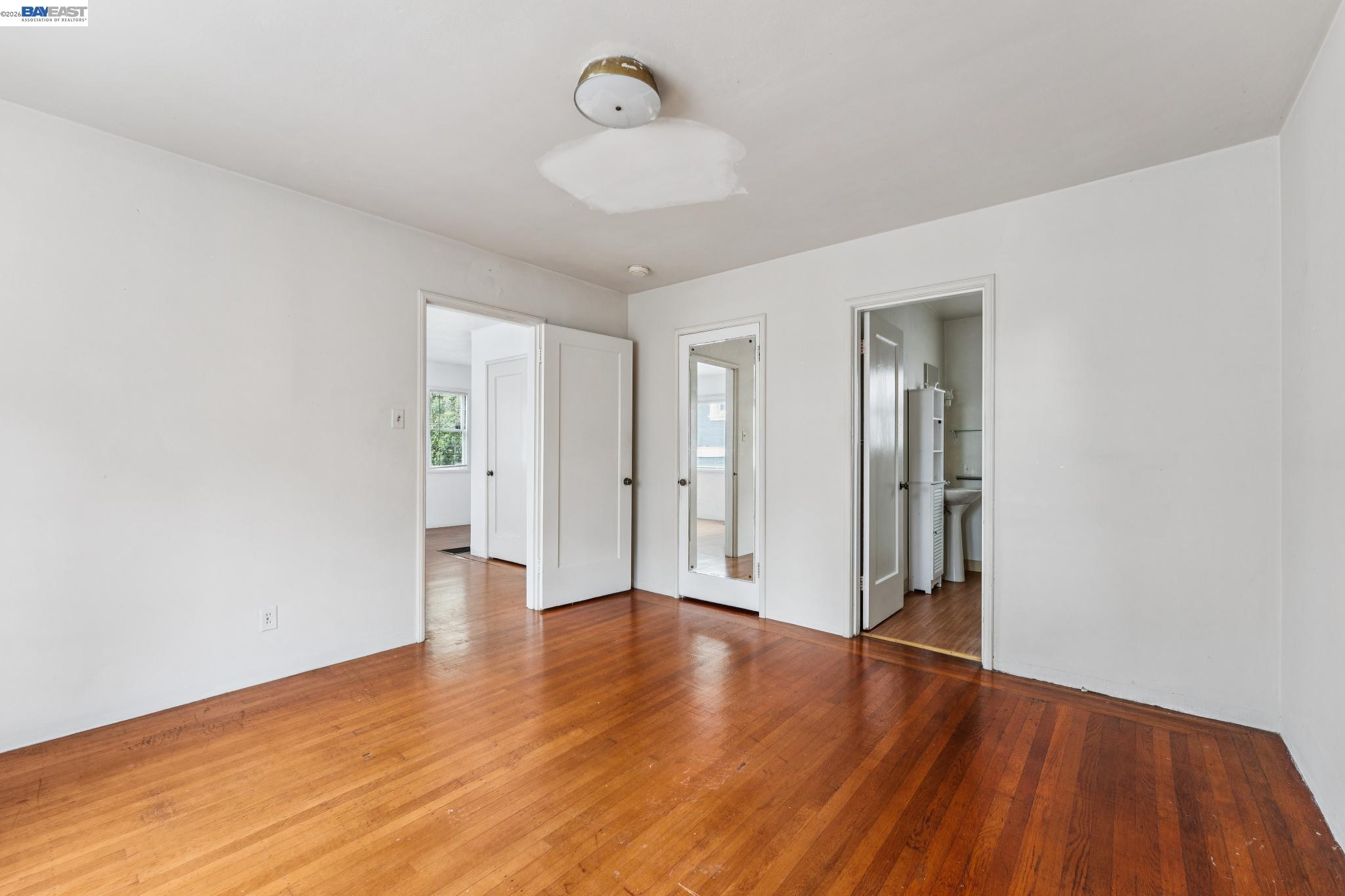 Detail Gallery Image 48 of 59 For 2643 Stuart St, Berkeley,  CA 94705 - 5 Beds | 3/1 Baths