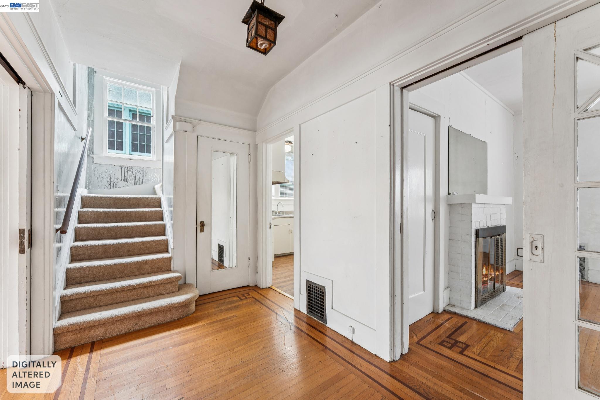 Detail Gallery Image 8 of 59 For 2643 Stuart St, Berkeley,  CA 94705 - 5 Beds | 3/1 Baths