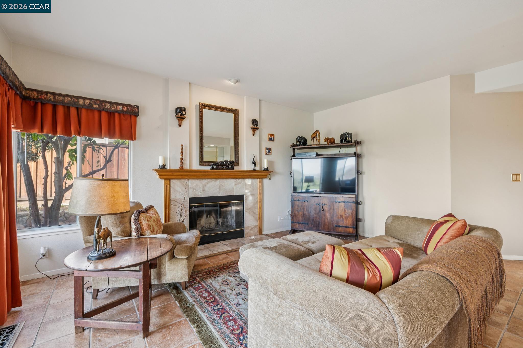 Detail Gallery Image 17 of 57 For 105 Crow Pl, Clayton,  CA 94517 - 4 Beds | 3 Baths