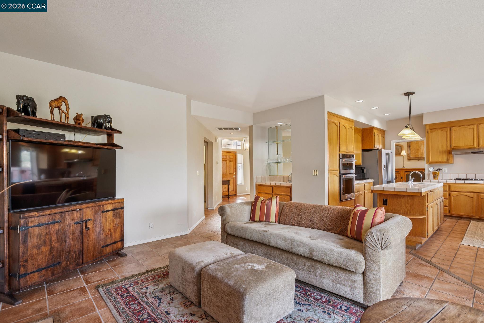 Detail Gallery Image 18 of 57 For 105 Crow Pl, Clayton,  CA 94517 - 4 Beds | 3 Baths