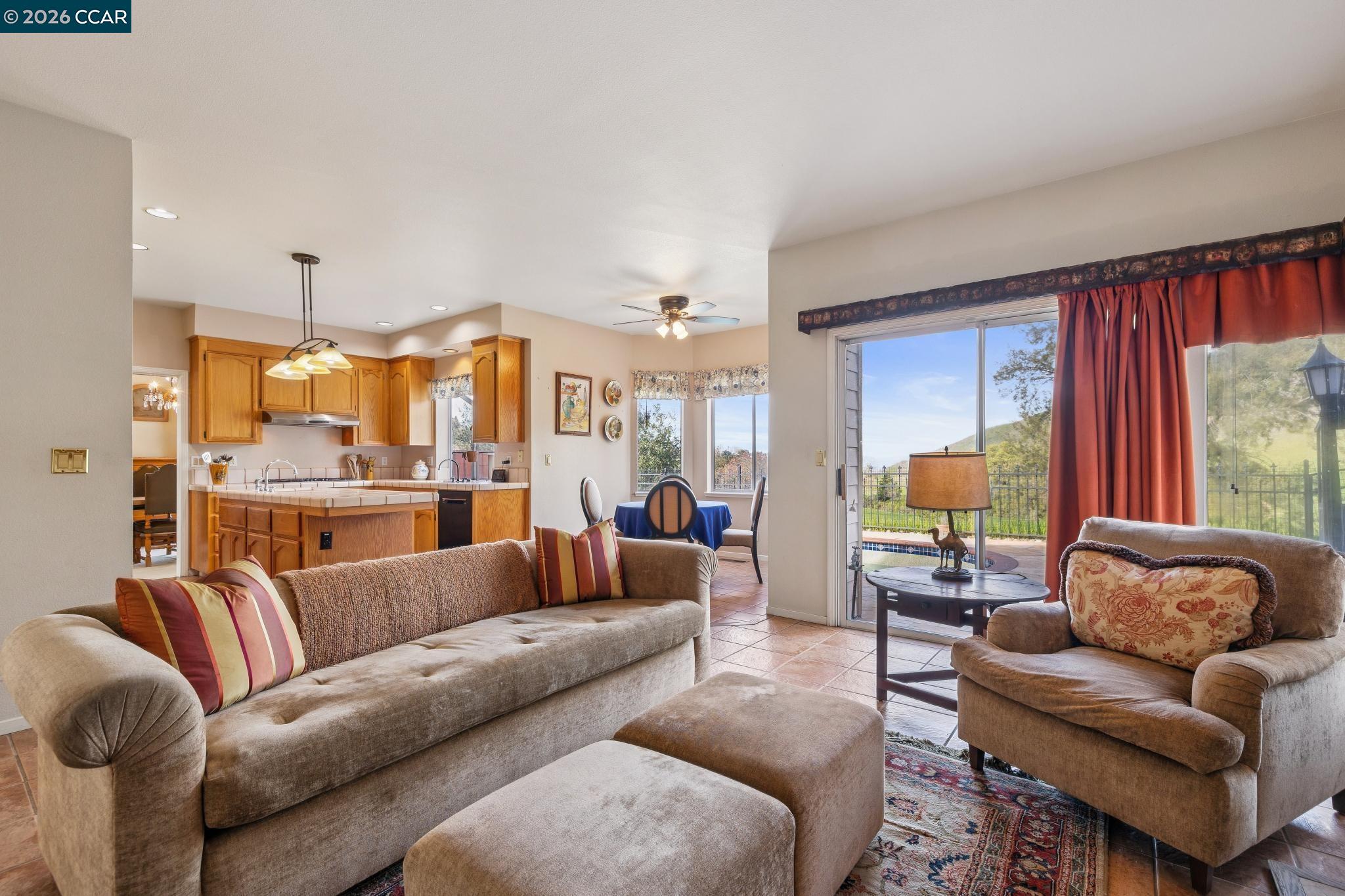 Detail Gallery Image 19 of 57 For 105 Crow Pl, Clayton,  CA 94517 - 4 Beds | 3 Baths